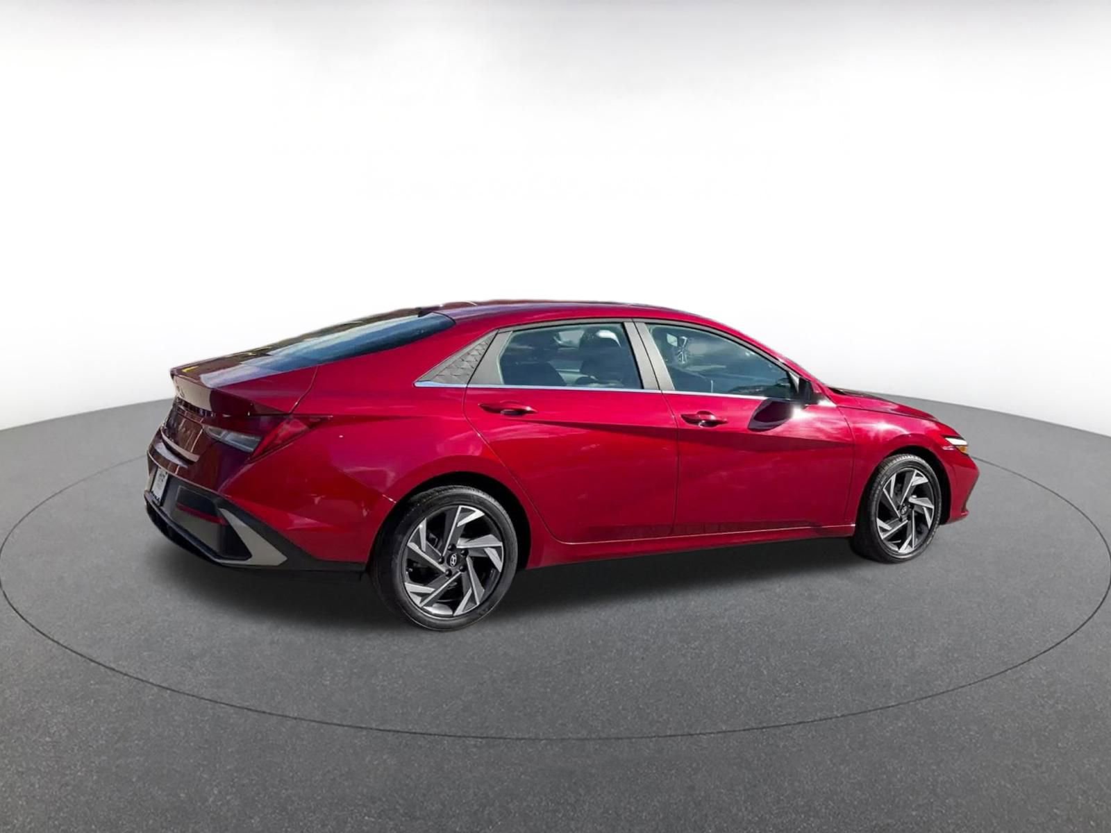 Thumbnail: 2025 Hyundai Elantra - 15