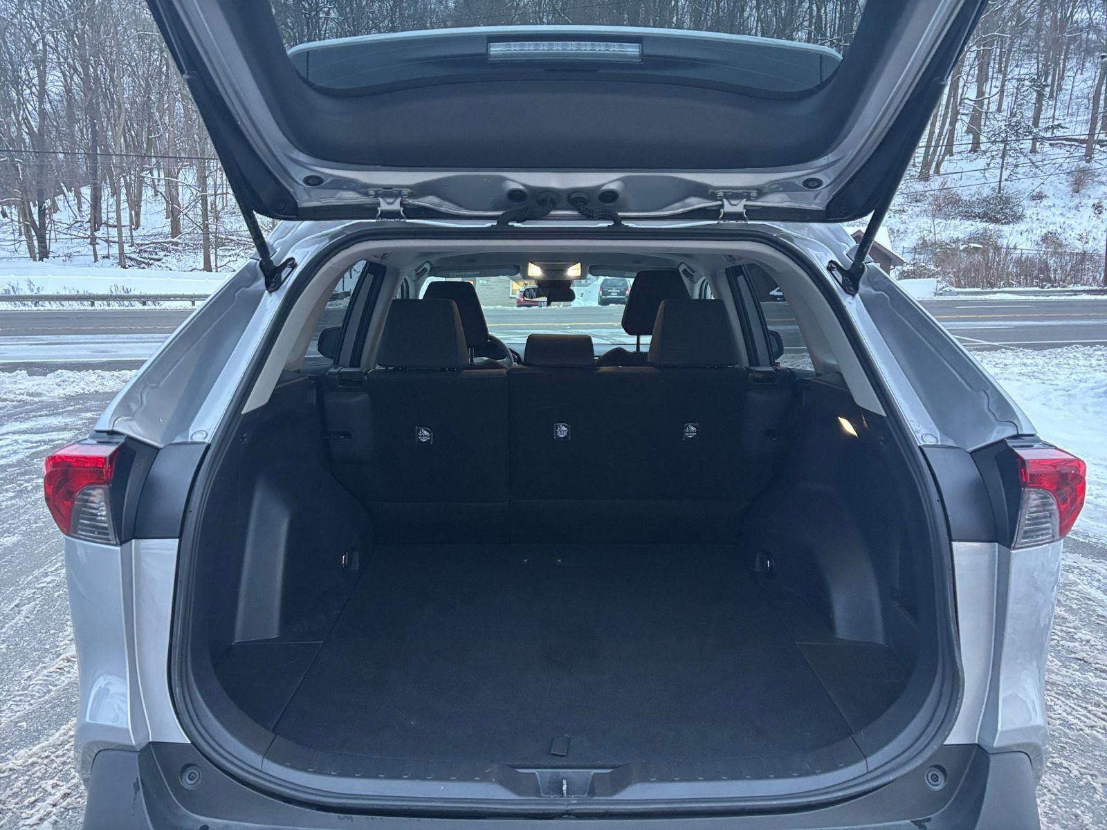 Thumbnail: 2025 Toyota RAV4 - 30