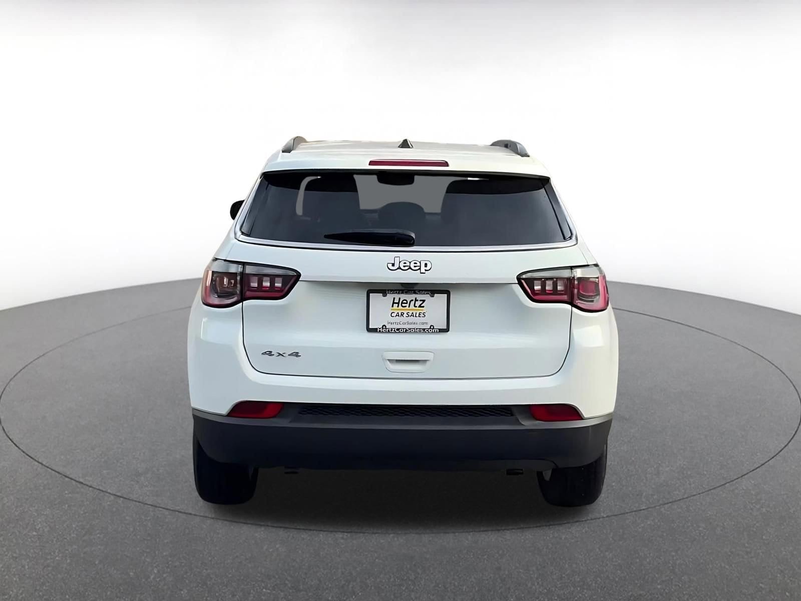 Thumbnail: 2023 Jeep Compass - 12