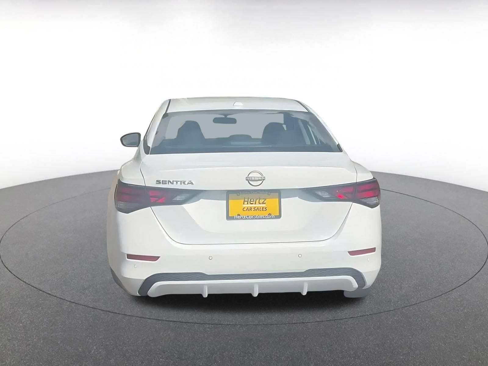 Thumbnail: 2025 Nissan Sentra - 10