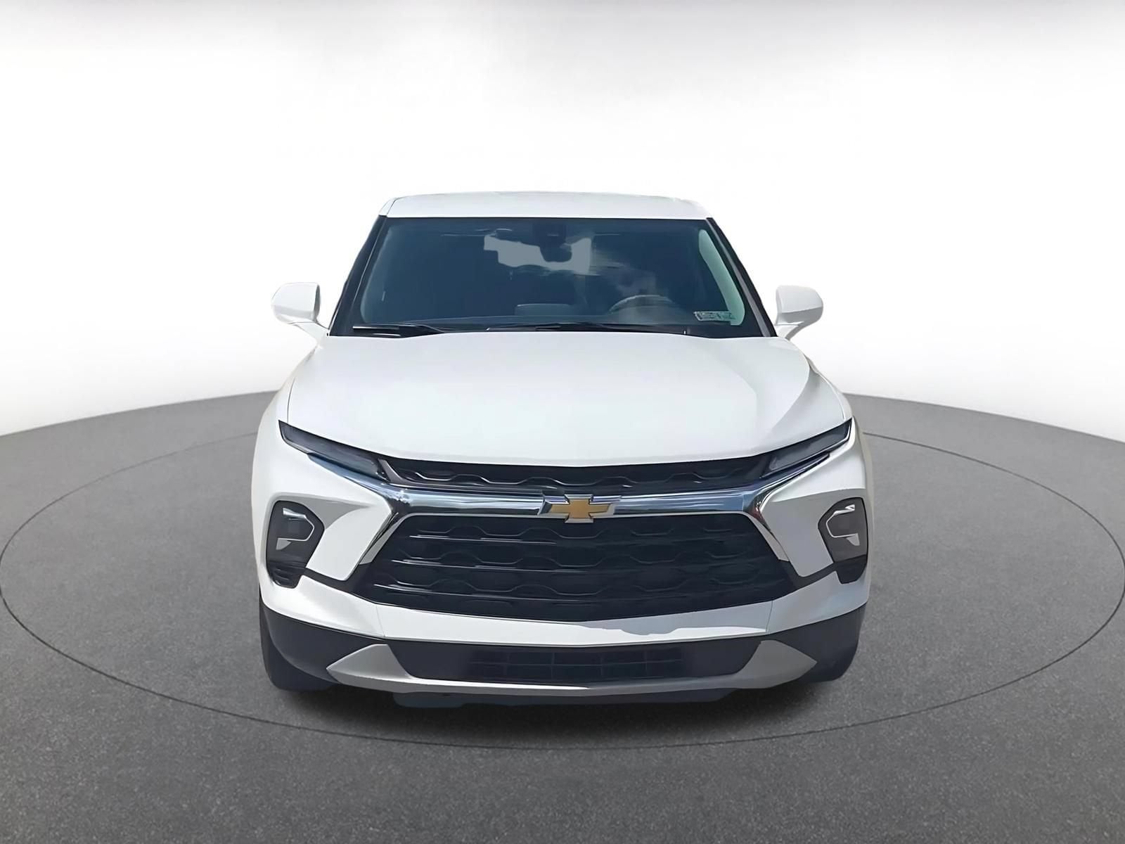 Thumbnail: 2025 Chevrolet Blazer - 4