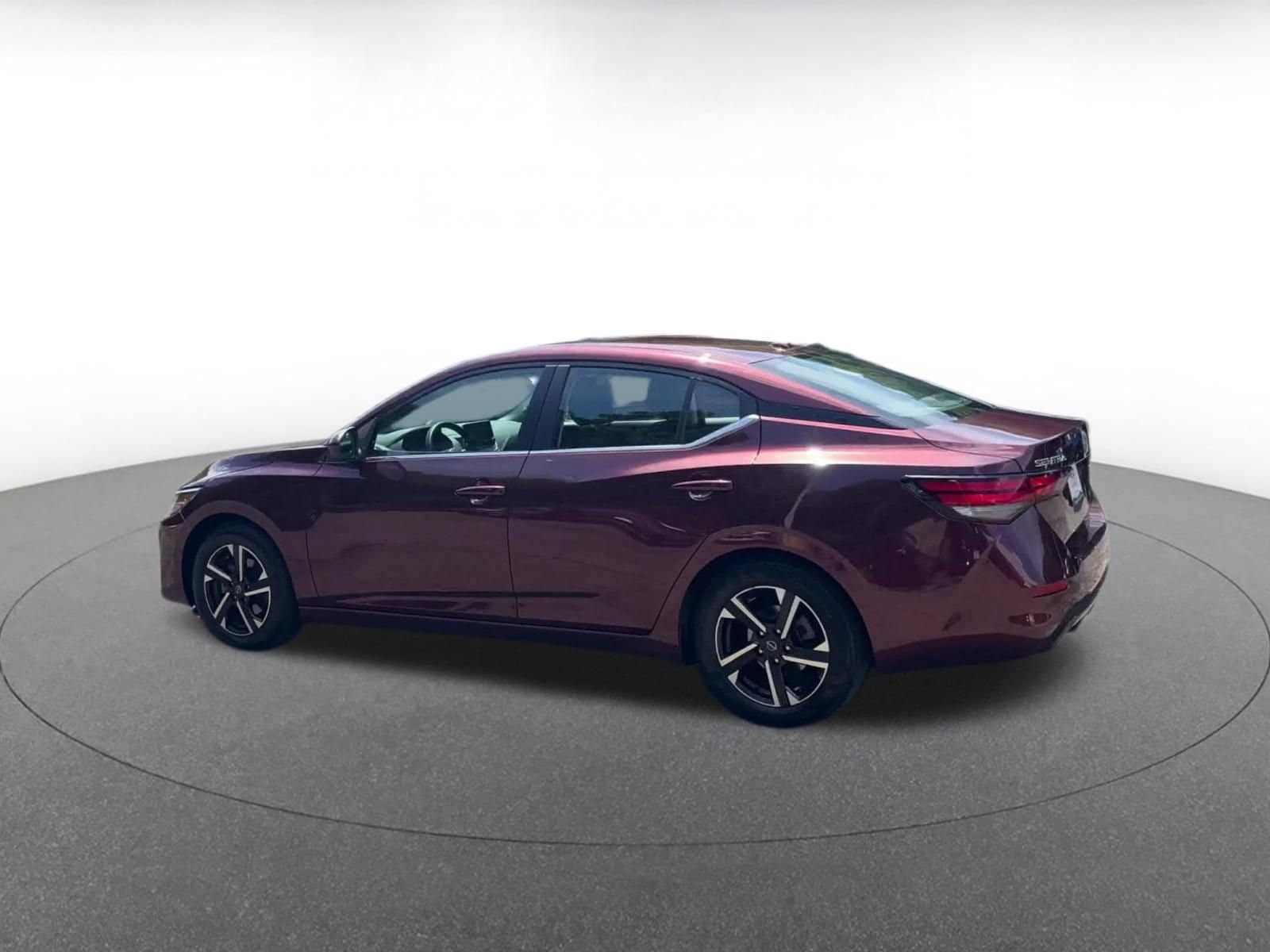 Thumbnail: 2024 Nissan Sentra - 8
