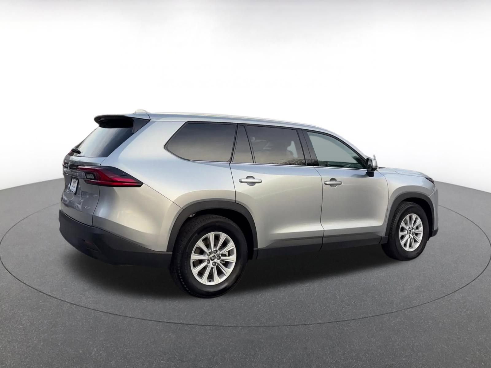 Thumbnail: 2025 Toyota Grand Highlander - 16