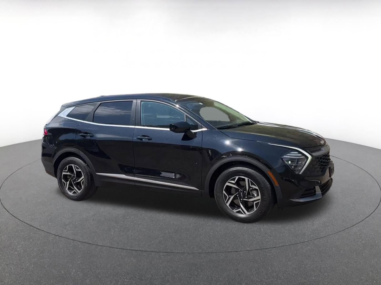 Thumbnail: 2025 Kia Sportage - 2