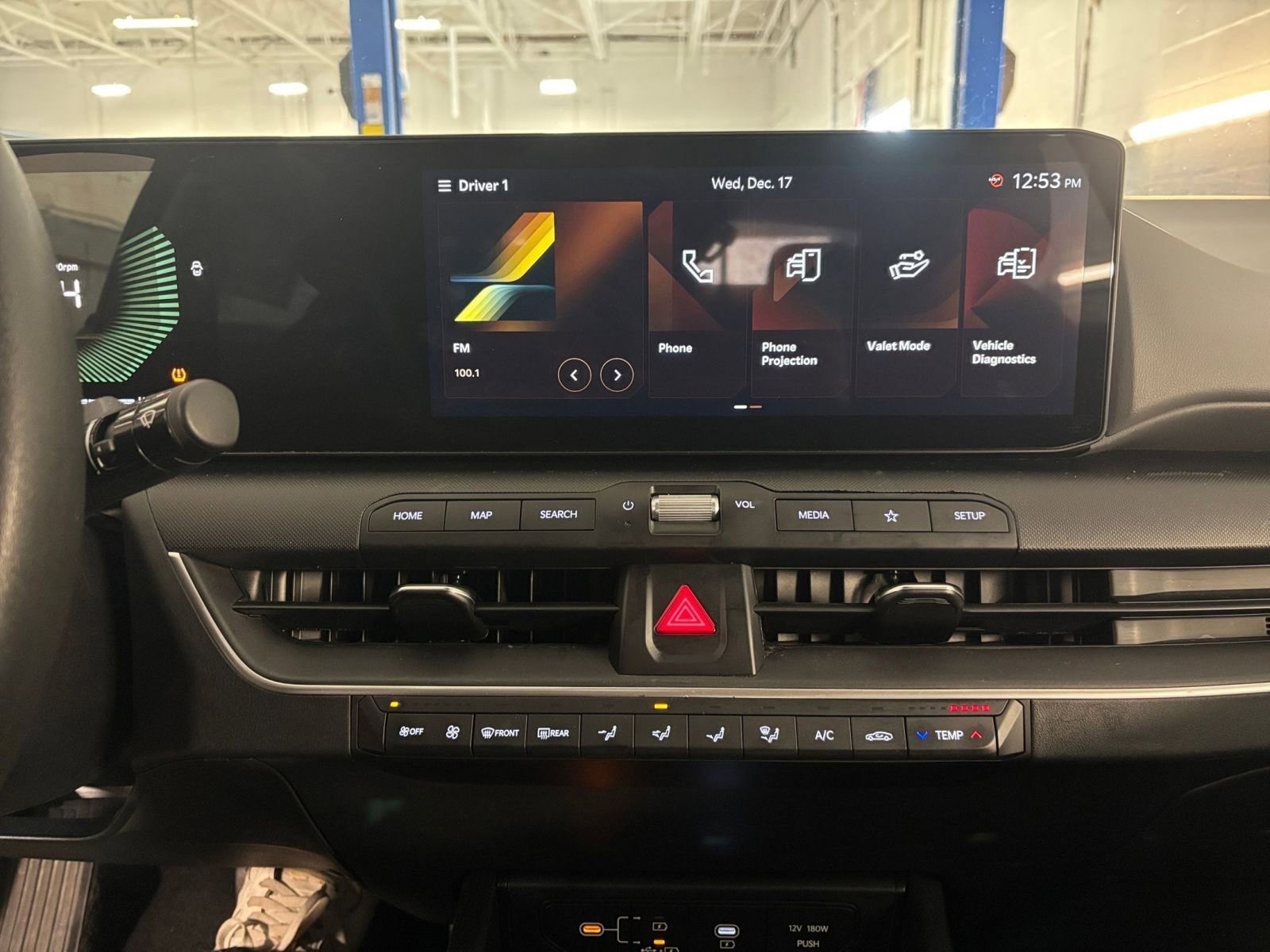 Thumbnail: 2025 Kia K4 - 18