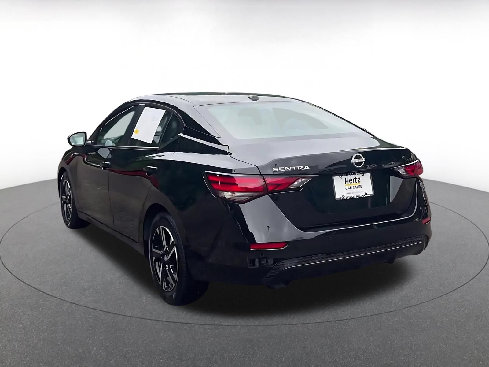 Thumbnail: 2025 Nissan Sentra - 11