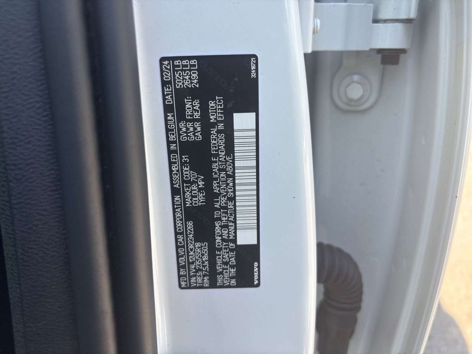 Thumbnail: 2024 Volvo XC40 - 31