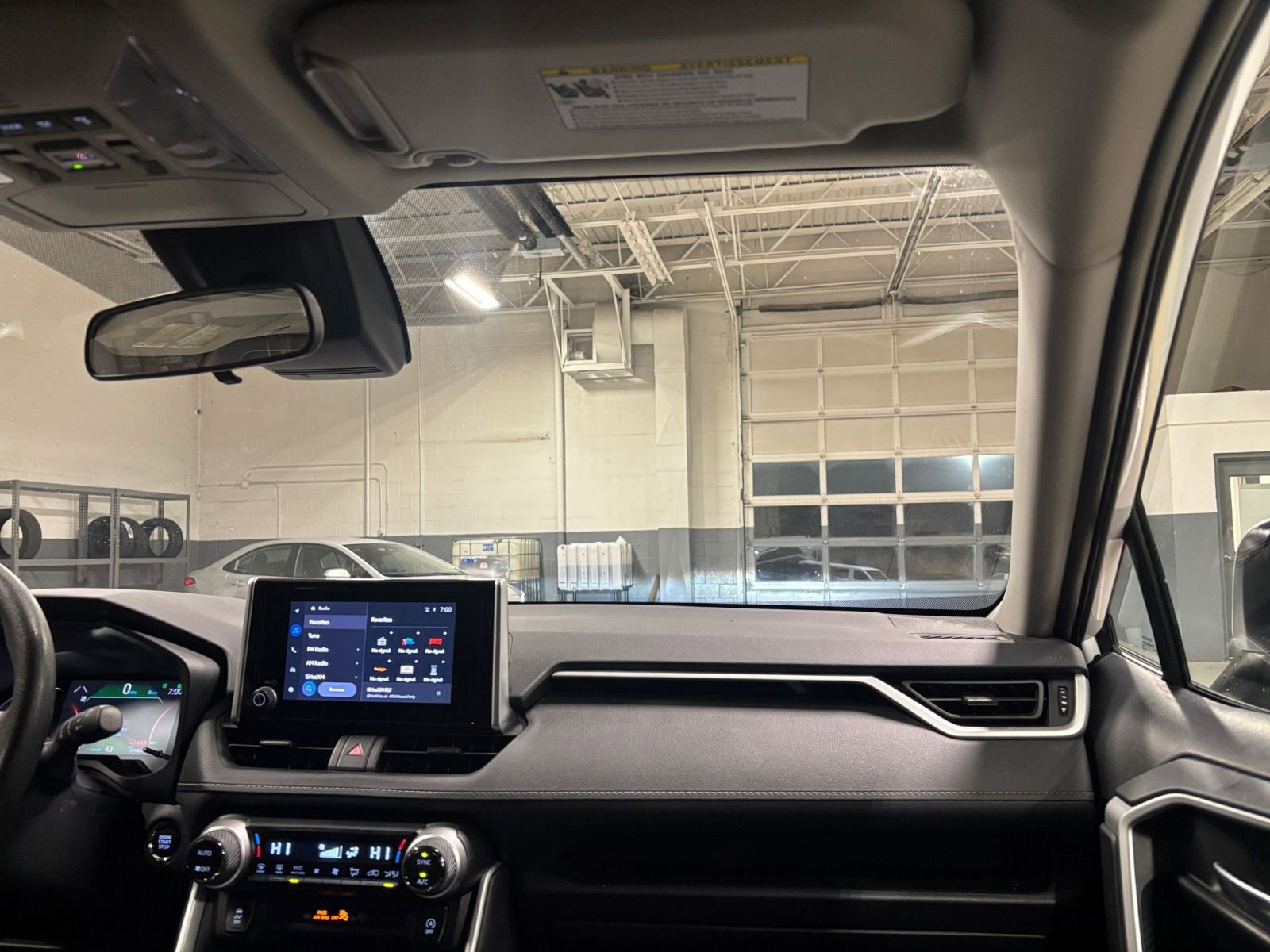 Thumbnail: 2025 Toyota RAV4 - 35