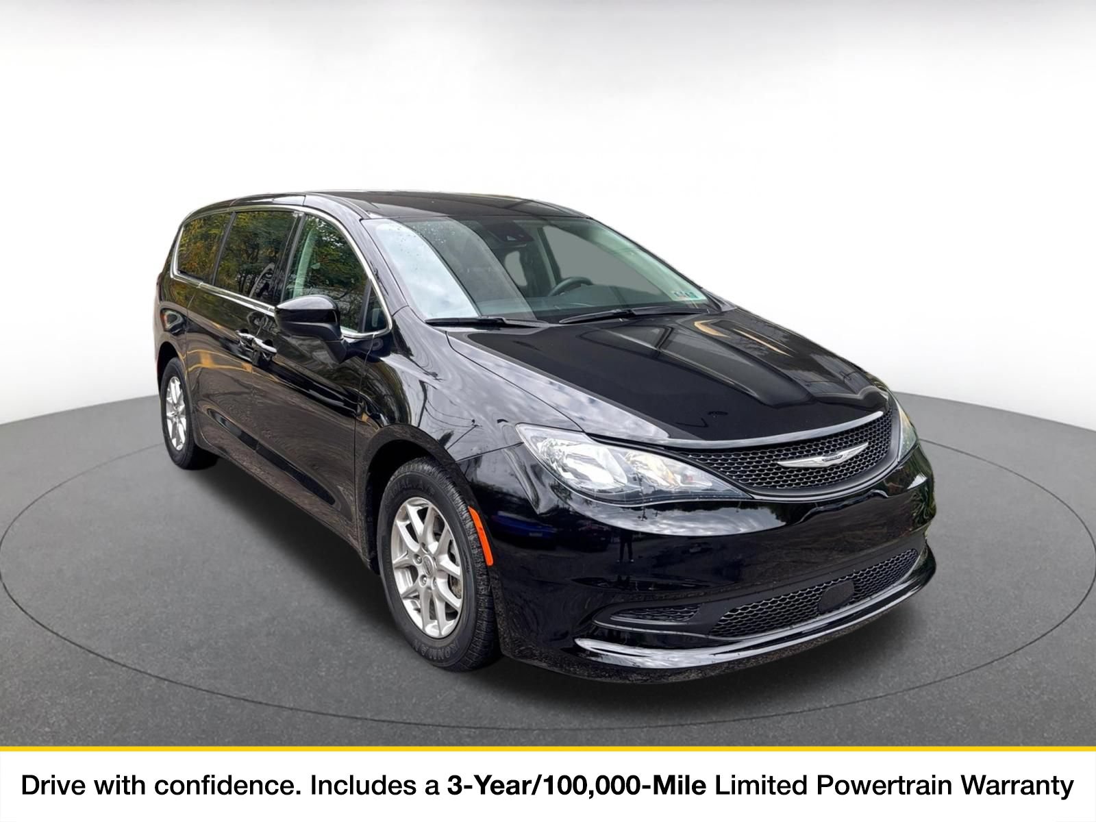 2024 Chrysler Voyager LX