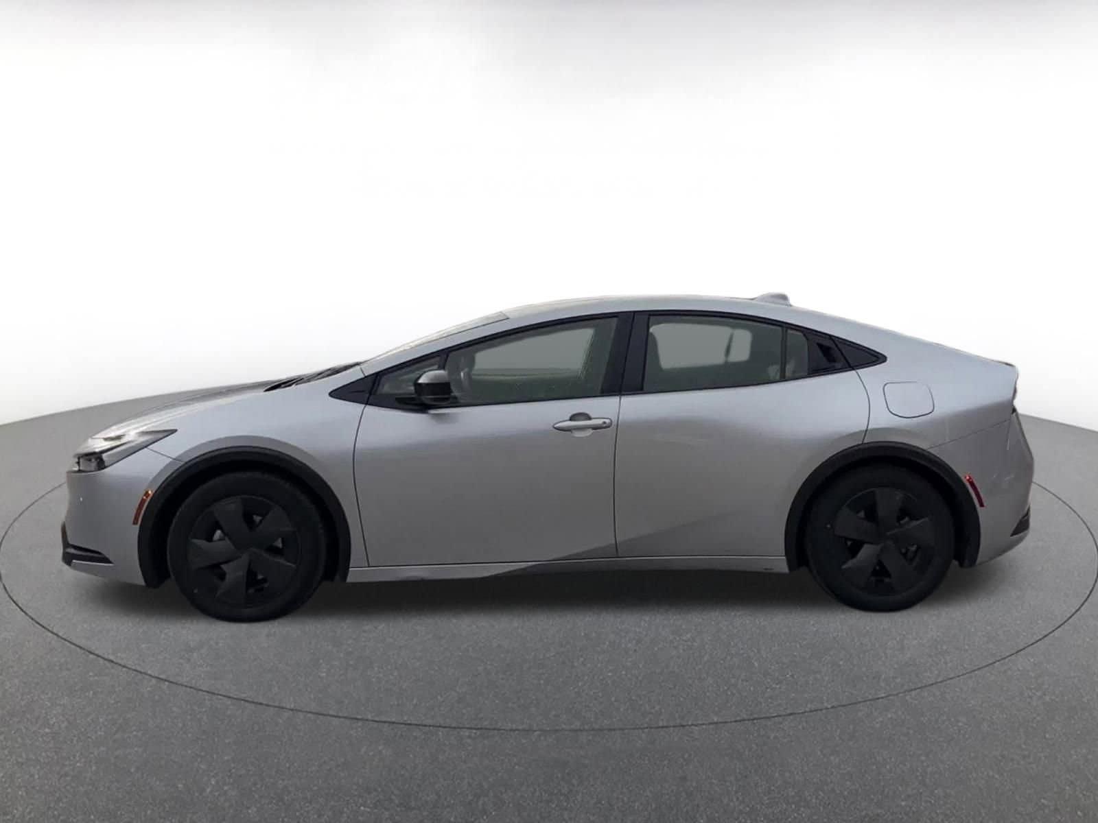 Thumbnail: 2025 Toyota Prius - 9