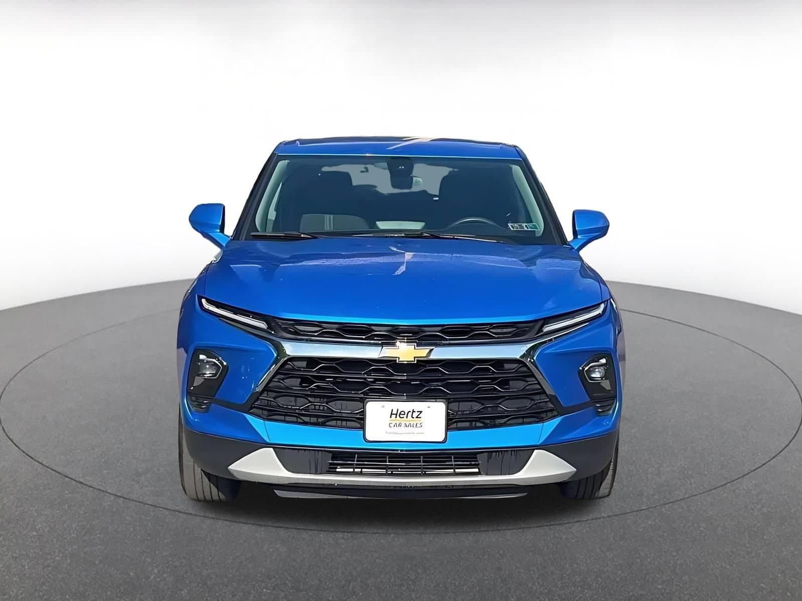 Thumbnail: 2025 Chevrolet Blazer - 4