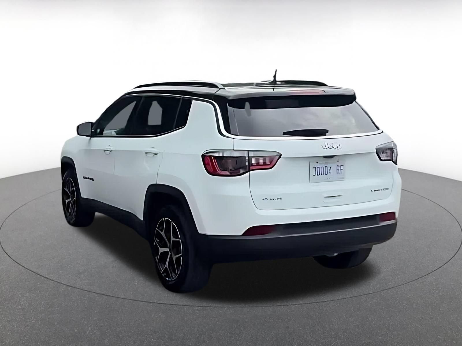 Thumbnail: 2025 Jeep Compass - 10