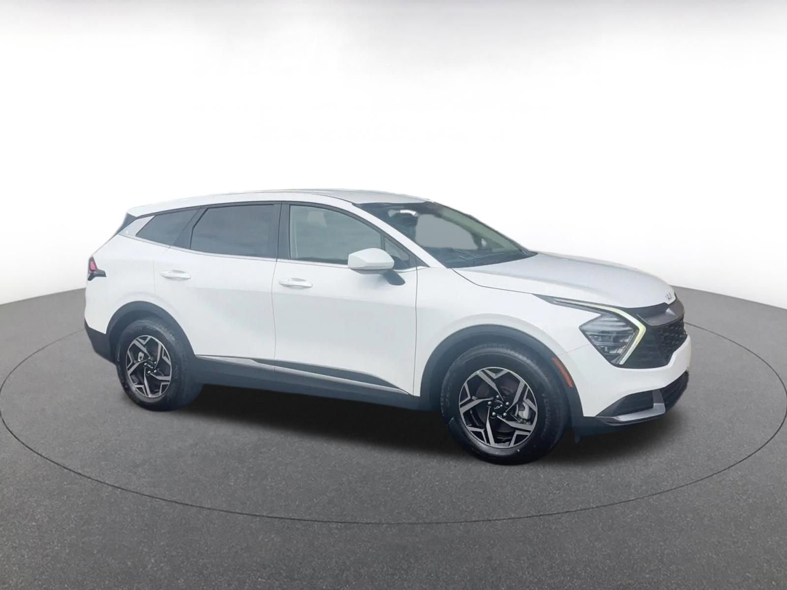 Thumbnail: 2025 Kia Sportage - 2