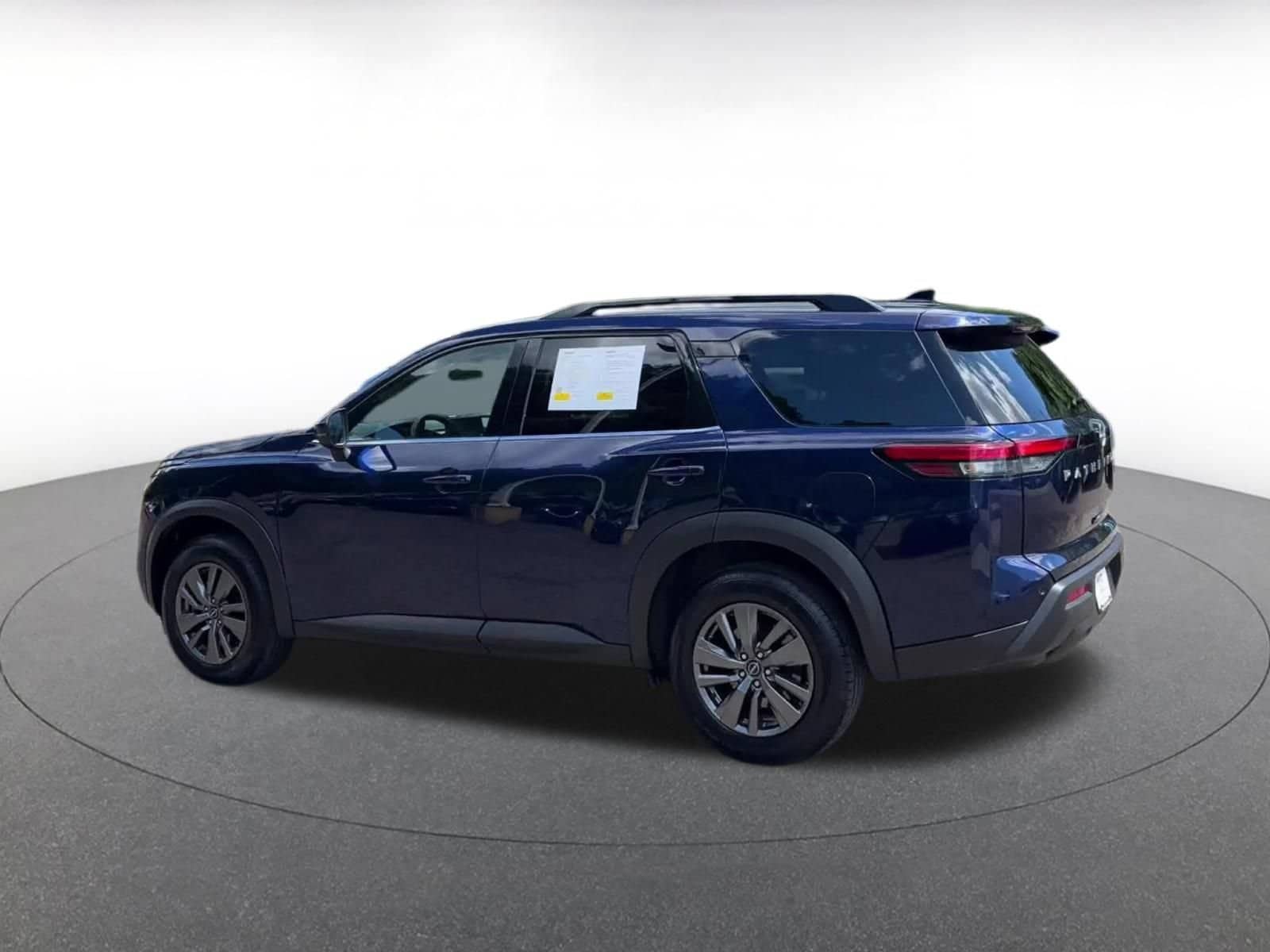 Thumbnail: 2025 Nissan Pathfinder - 10