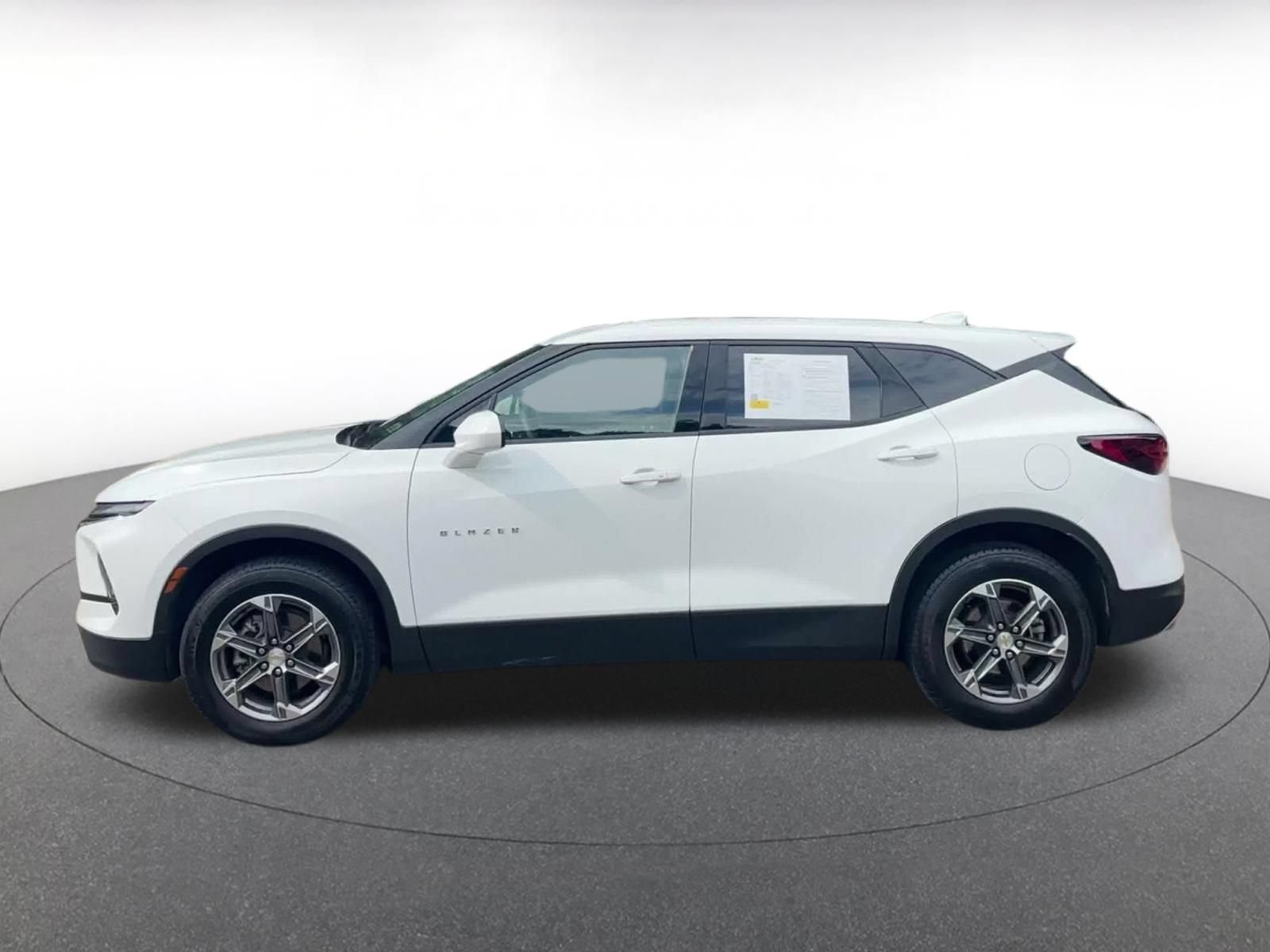 Thumbnail: 2025 Chevrolet Blazer - 8