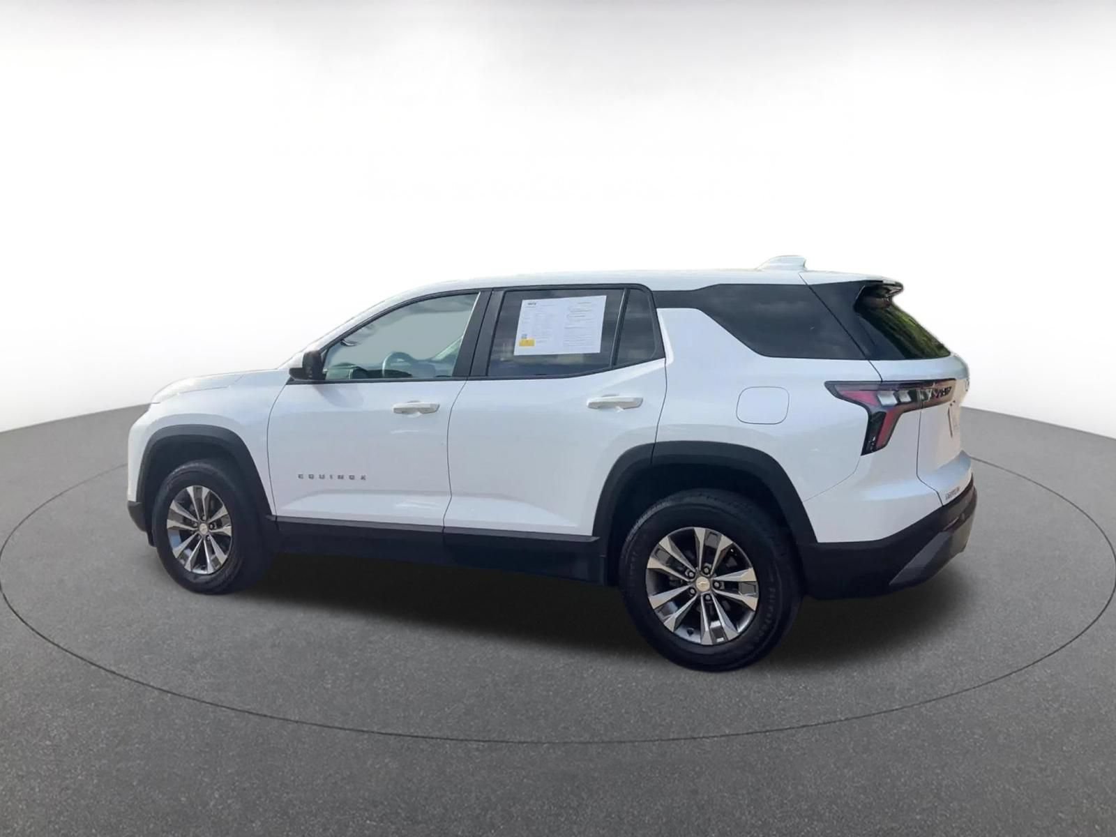 Thumbnail: 2025 Chevrolet Equinox - 10