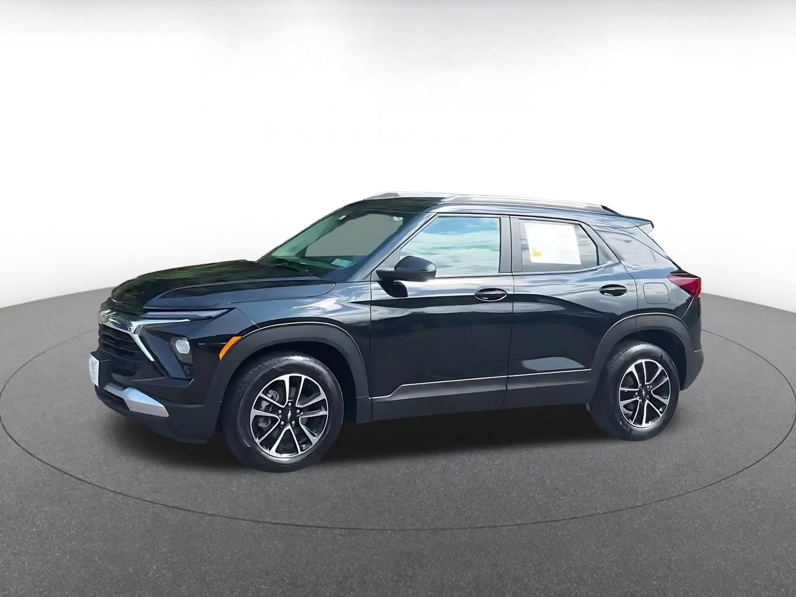 Thumbnail: 2025 Chevrolet TrailBlazer - 6