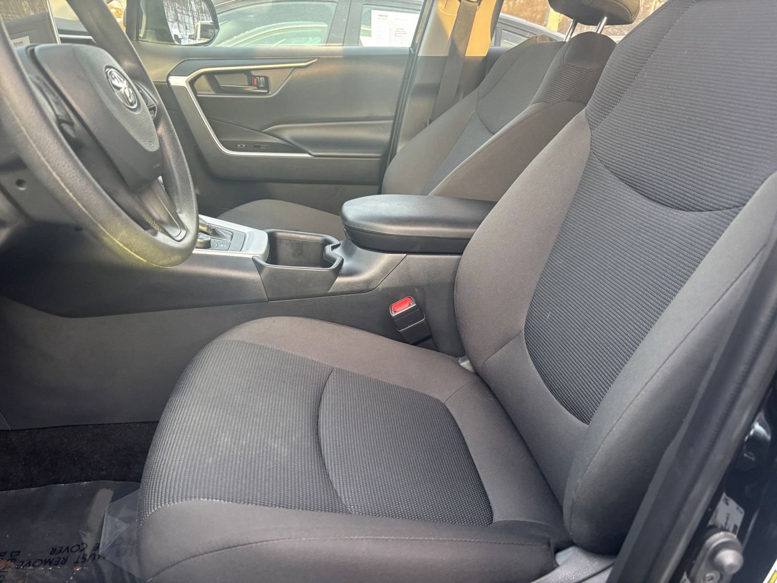 Thumbnail: 2025 Toyota RAV4 - 35