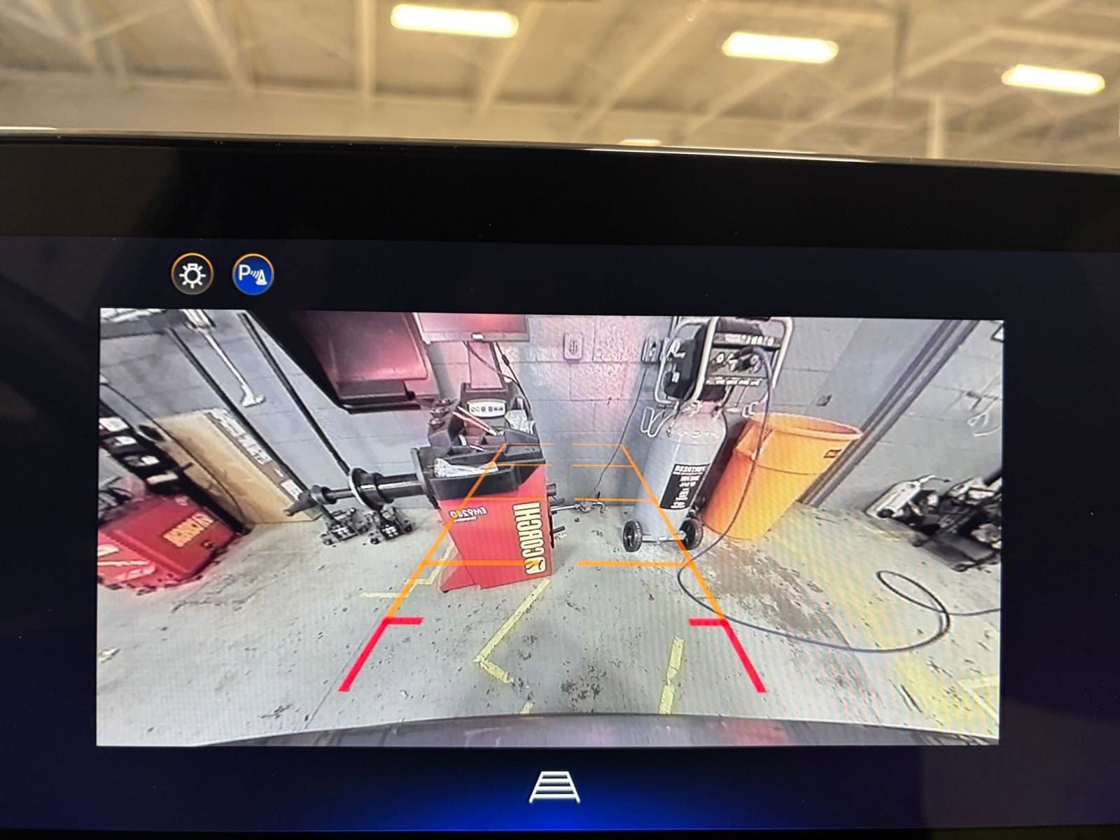 Thumbnail: 2025 Chevrolet Equinox - 17