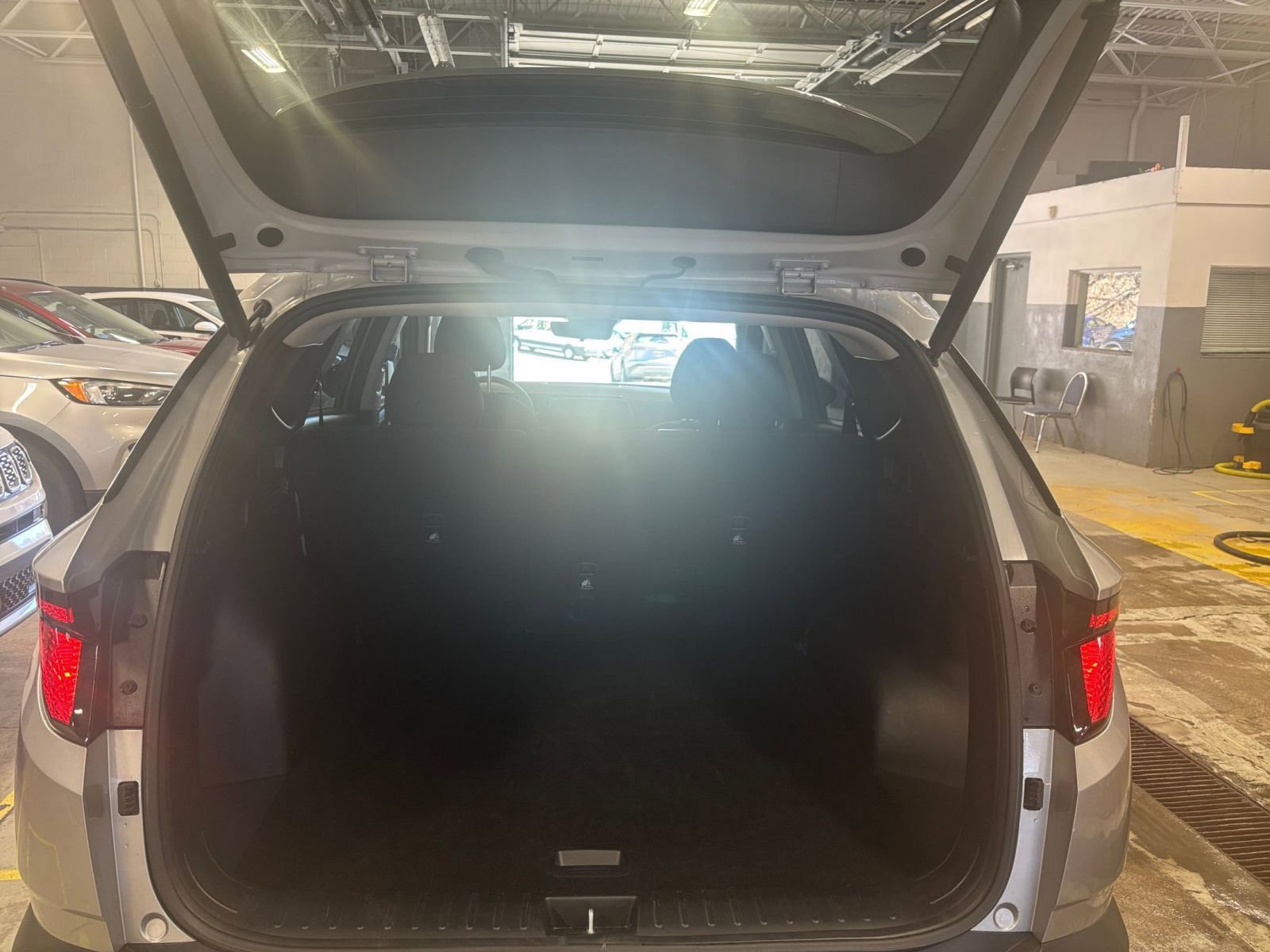 Thumbnail: 2025 Hyundai Tucson - 33