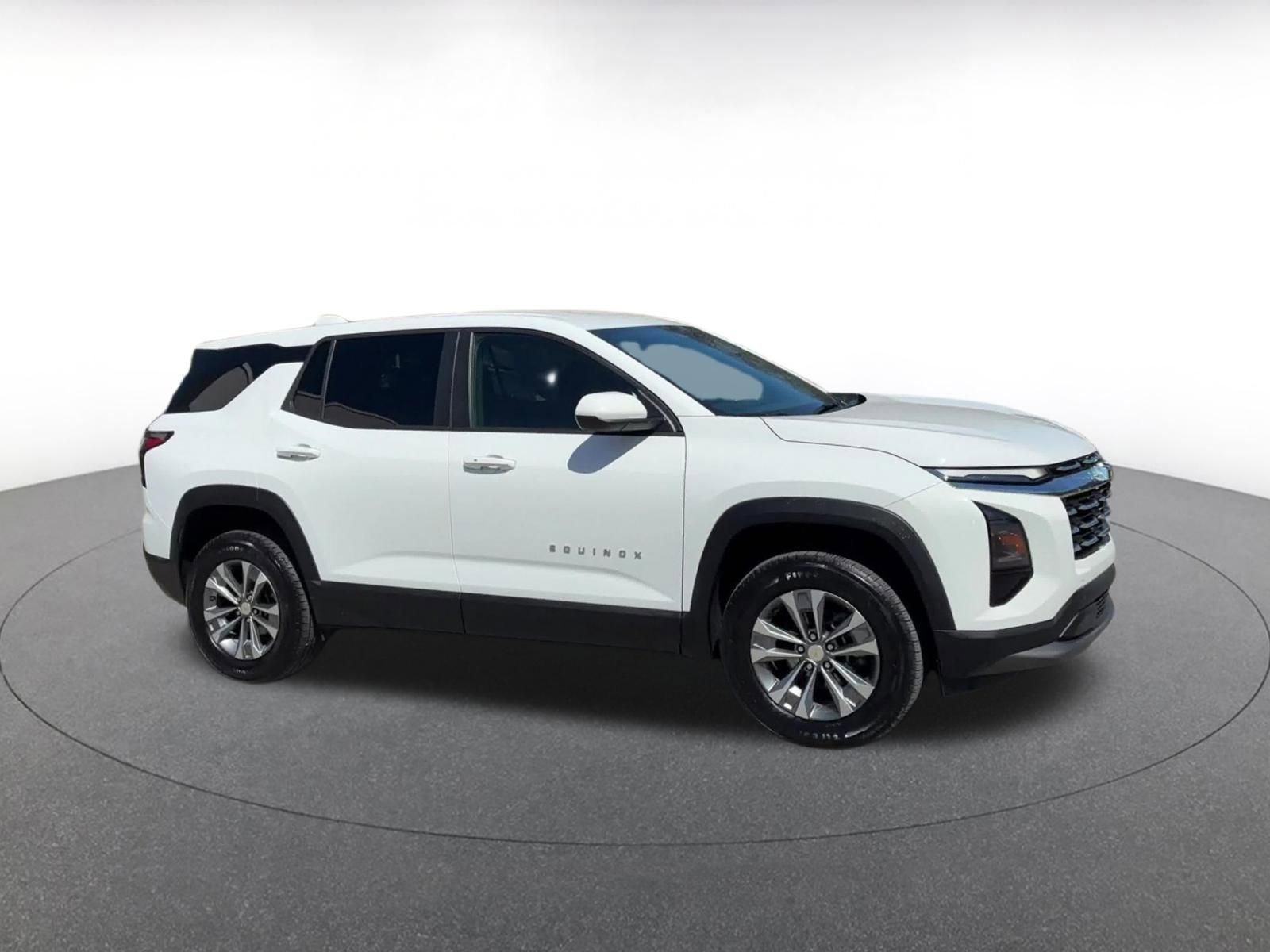 Thumbnail: 2025 Chevrolet Equinox - 2