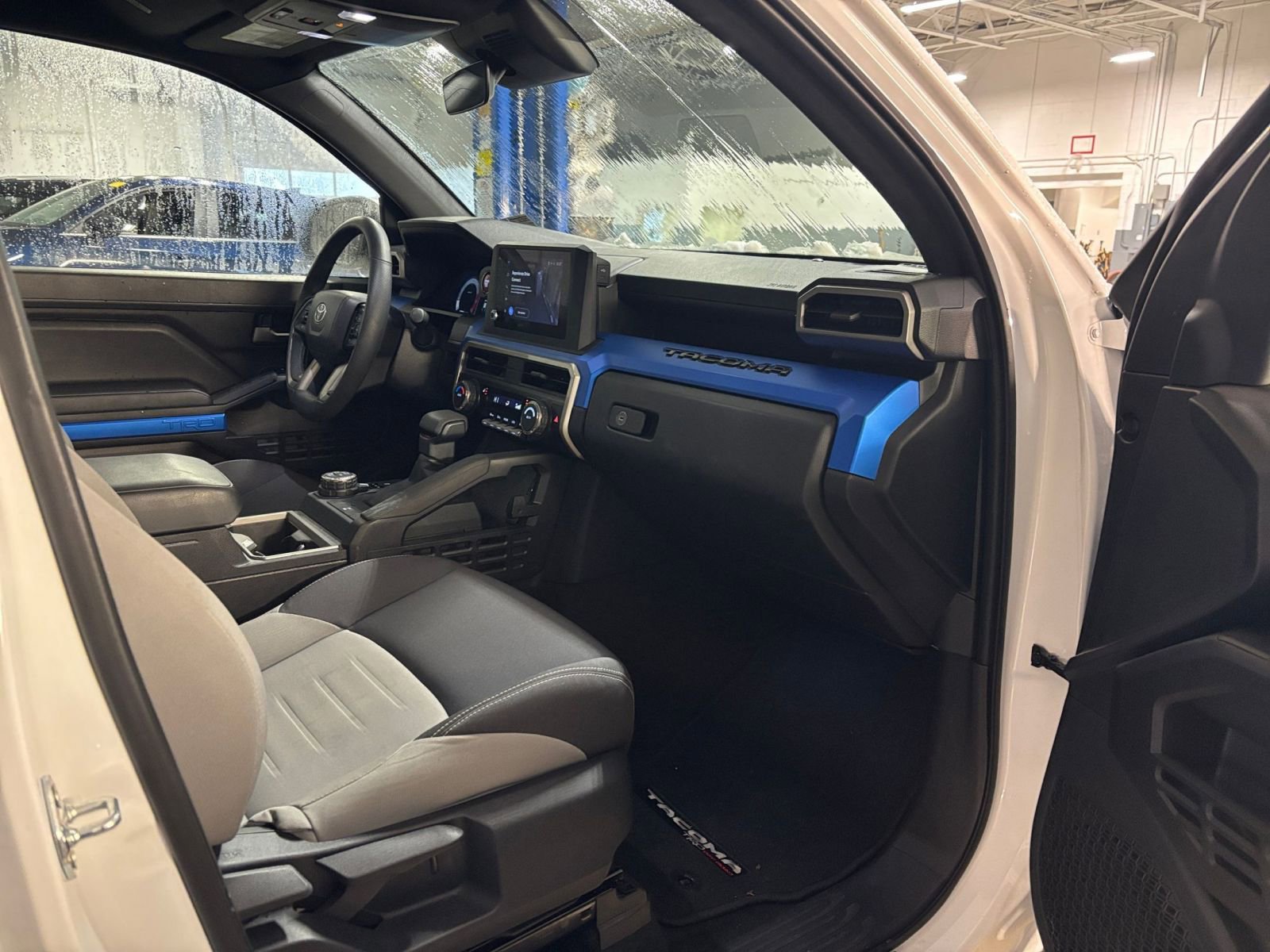 Thumbnail: 2025 Toyota Tacoma - 25