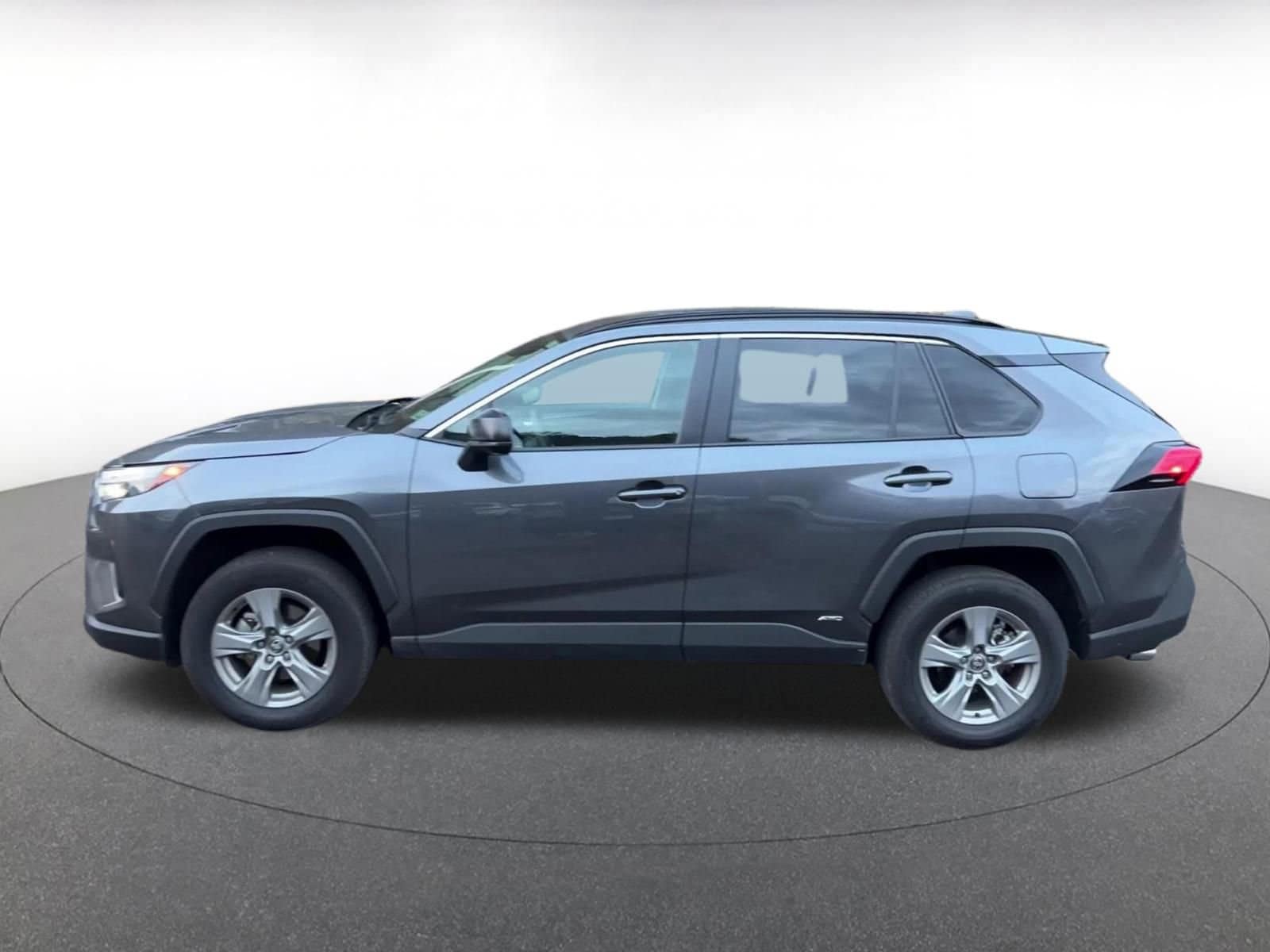 Thumbnail: 2025 Toyota RAV4 - 9