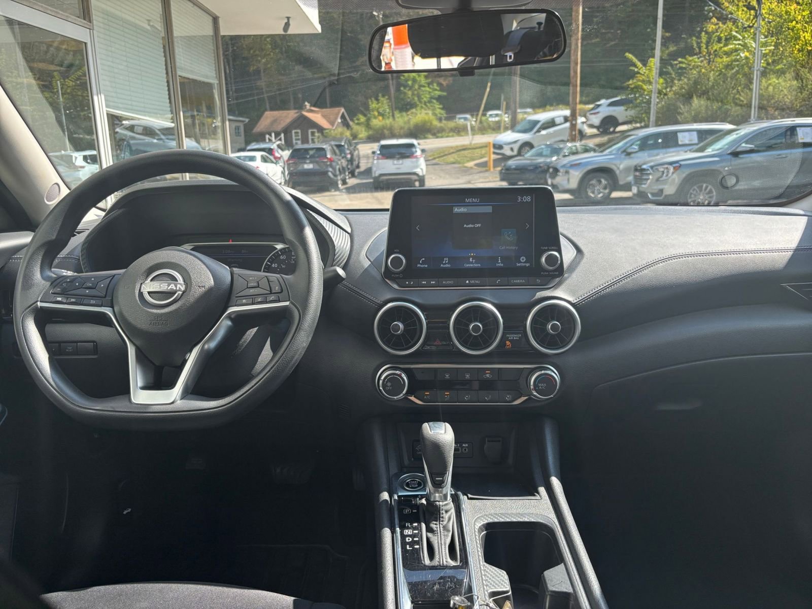 Thumbnail: 2024 Nissan Sentra - 31