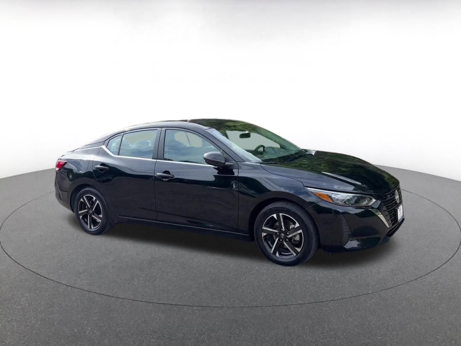 Thumbnail: 2025 Nissan Sentra - 2