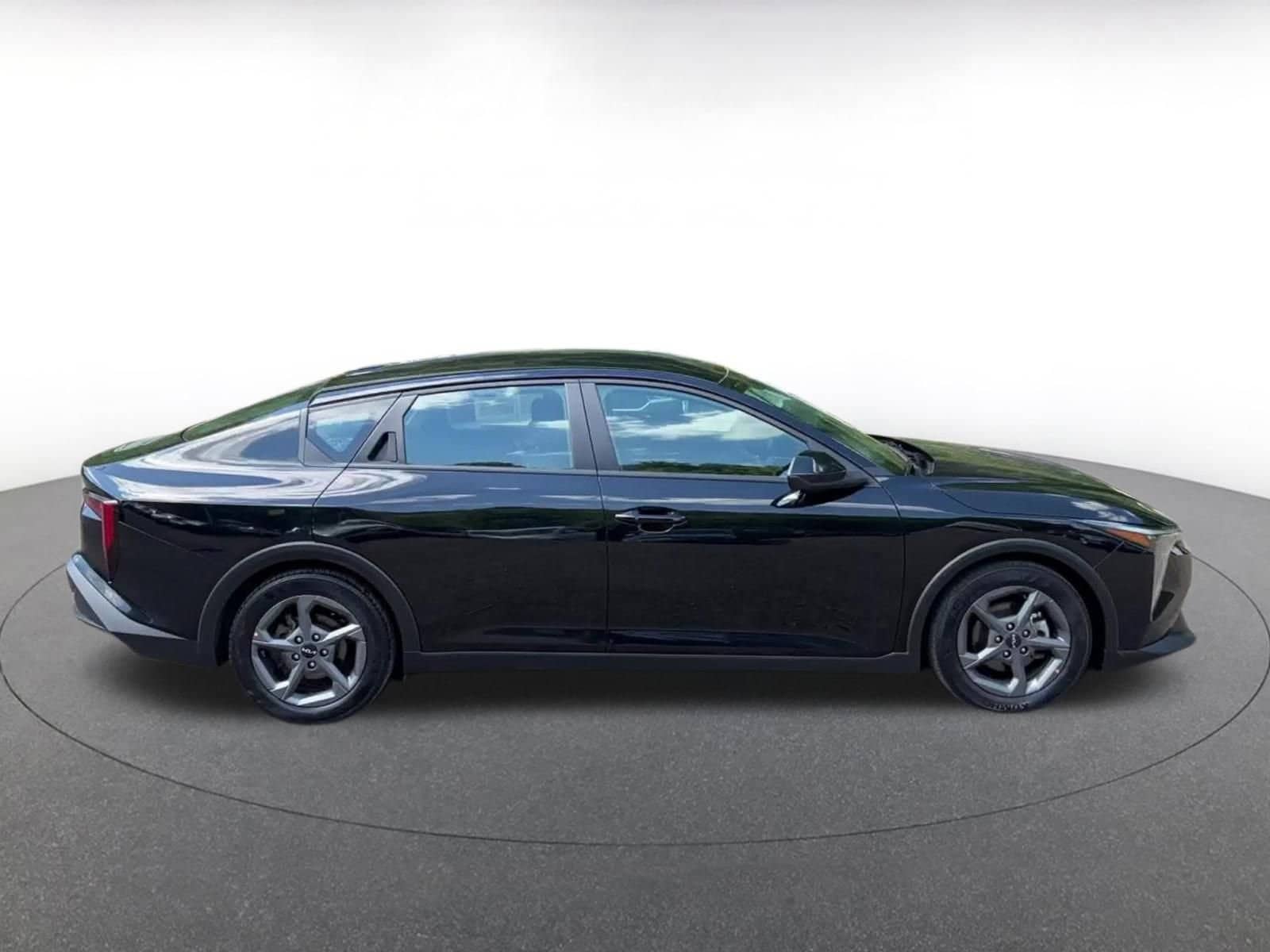 Thumbnail: 2025 Kia K4 - 16