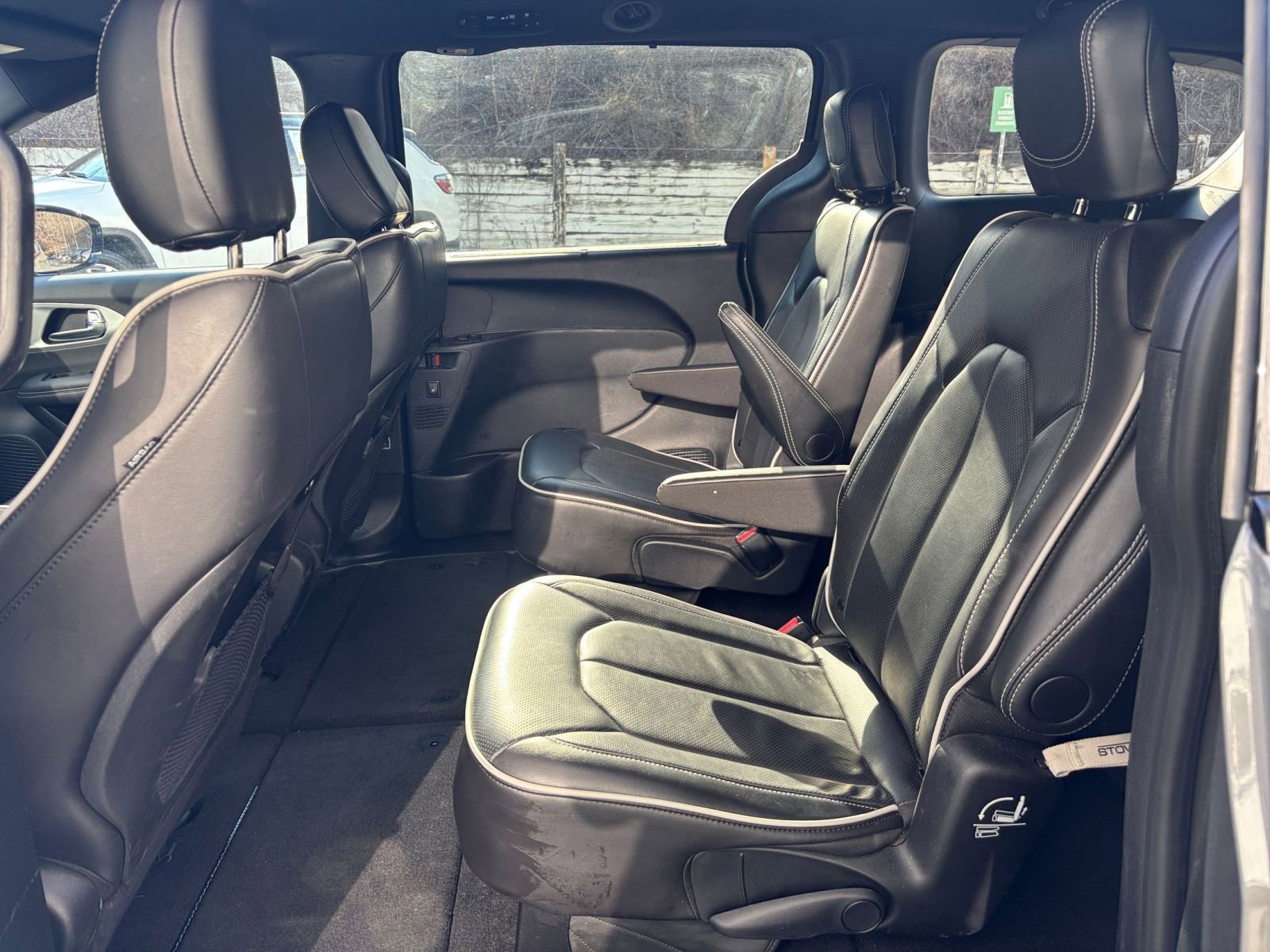 Thumbnail: 2025 Chrysler Pacifica - 27