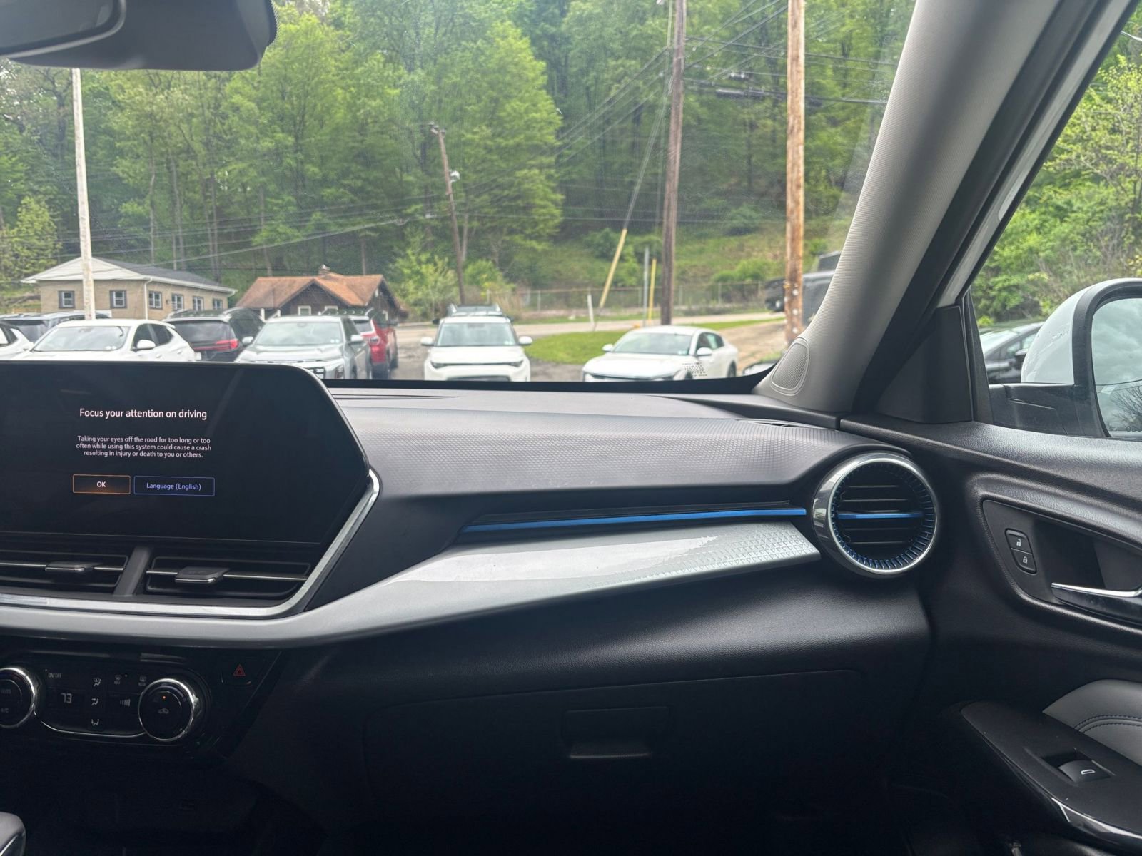 Thumbnail: 2025 Chevrolet Trax - 35