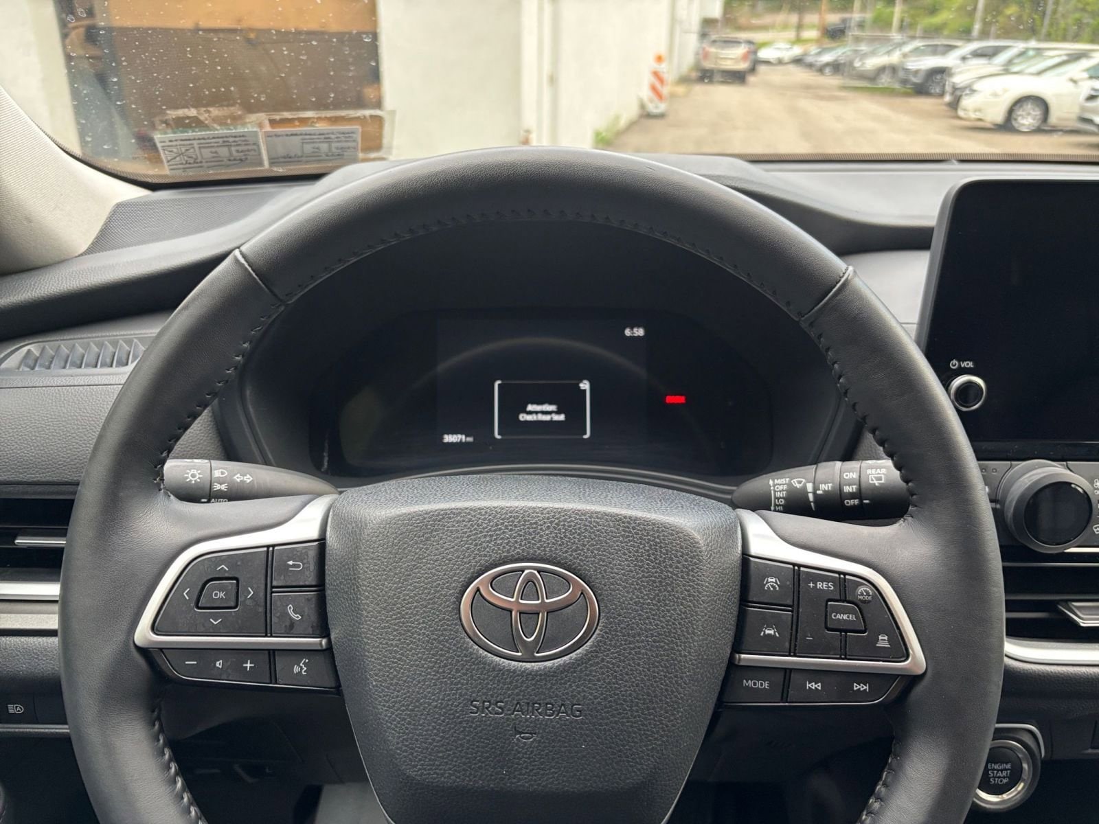 Thumbnail: 2025 Toyota Grand Highlander - 31