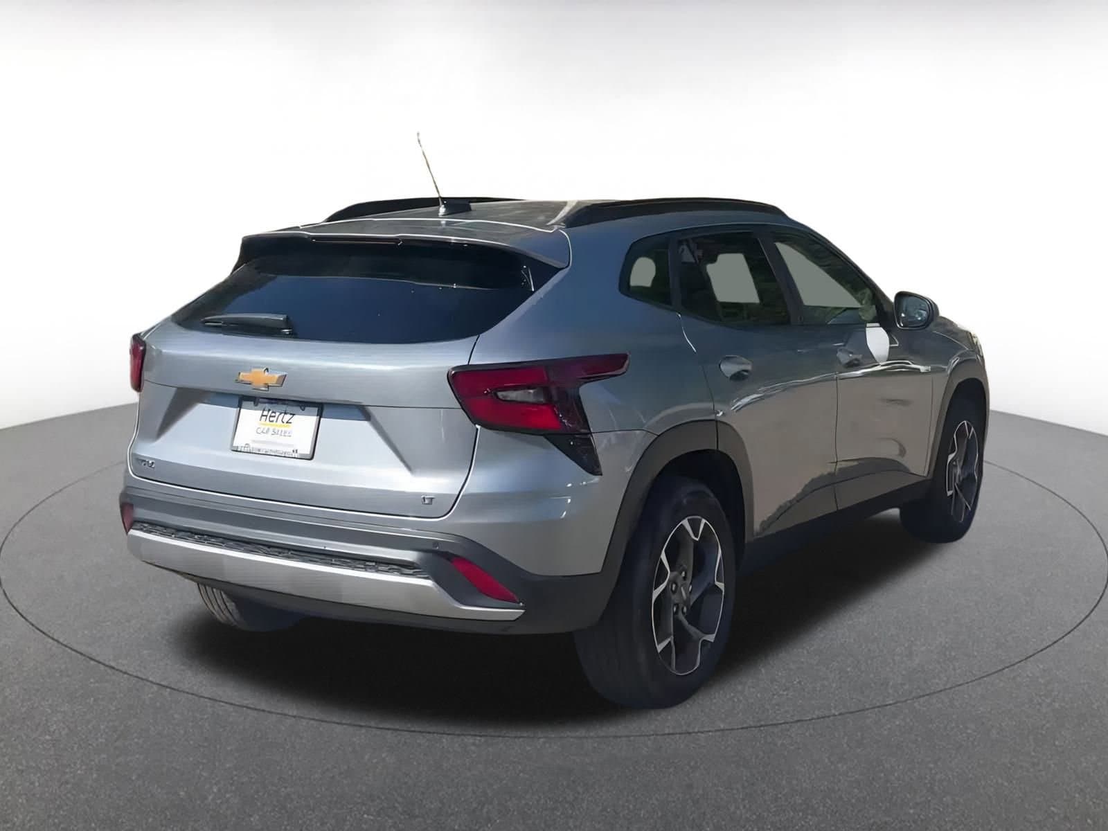 Thumbnail: 2024 Chevrolet Trax - 15