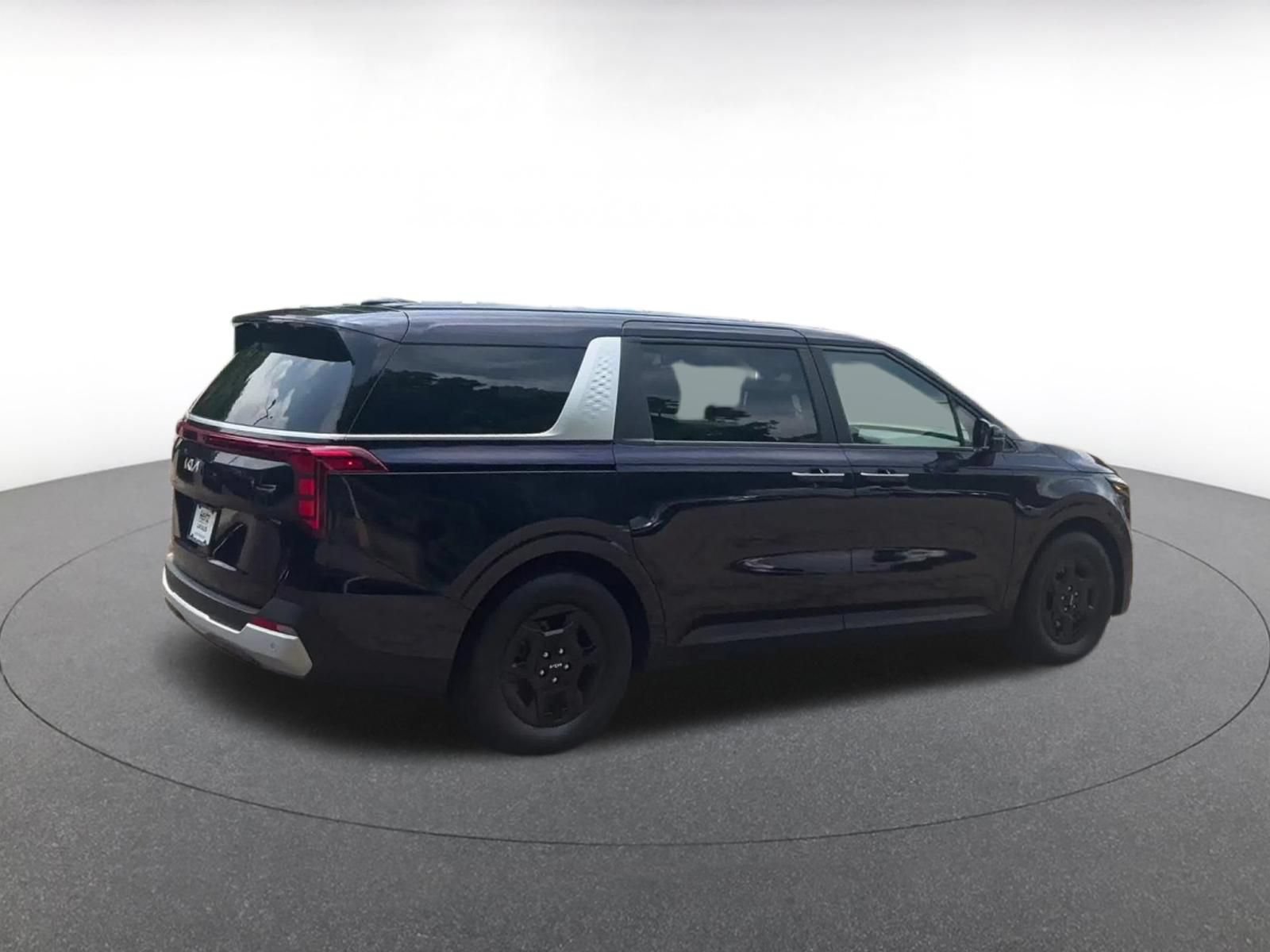 Thumbnail: 2026 Kia Carnival - 14