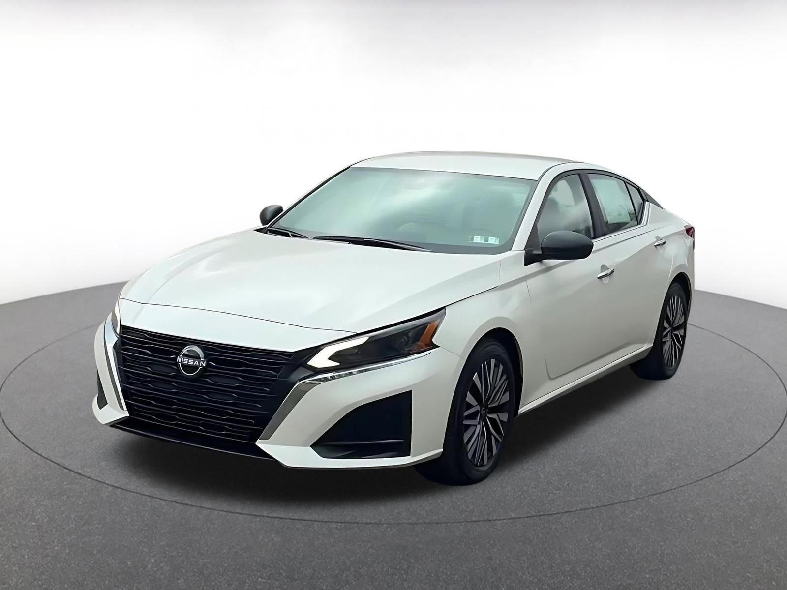 Thumbnail: 2025 Nissan Altima - 7