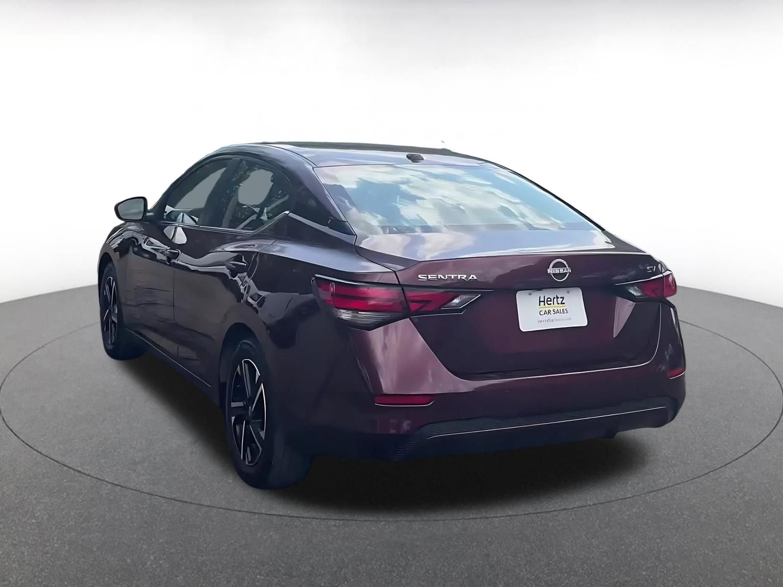 Thumbnail: 2024 Nissan Sentra - 11