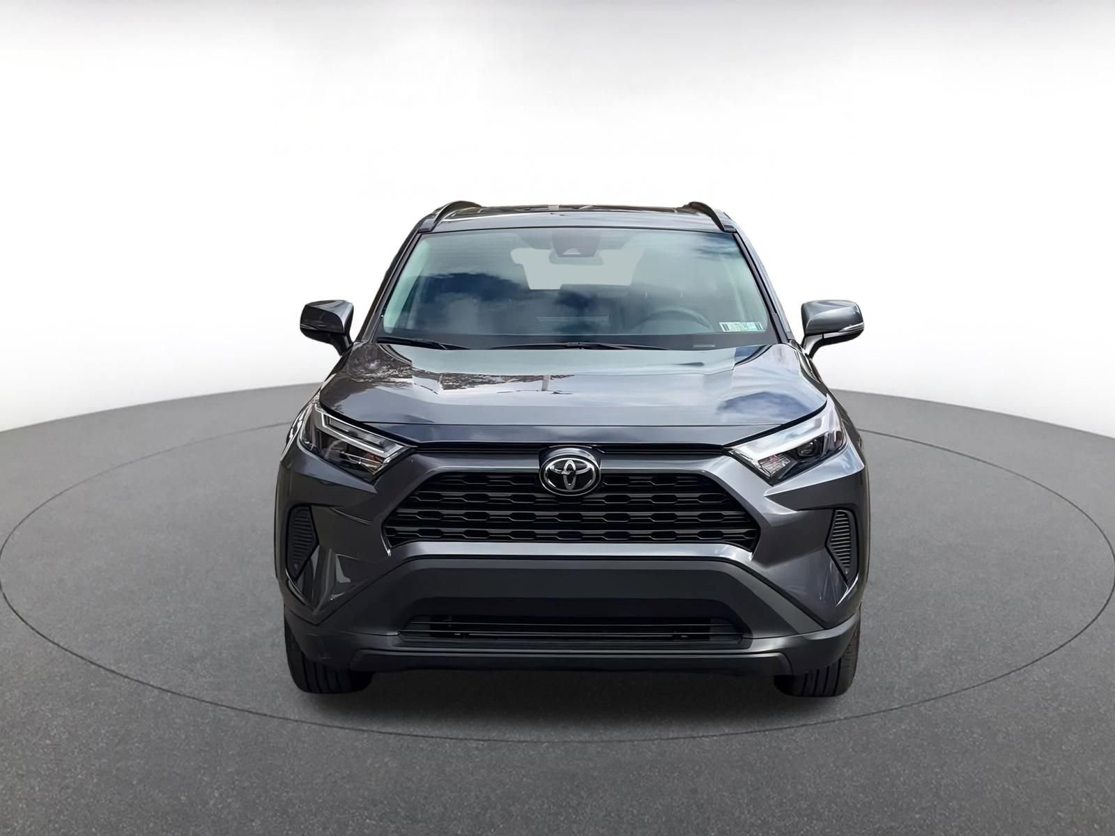 Thumbnail: 2025 Toyota RAV4 - 4