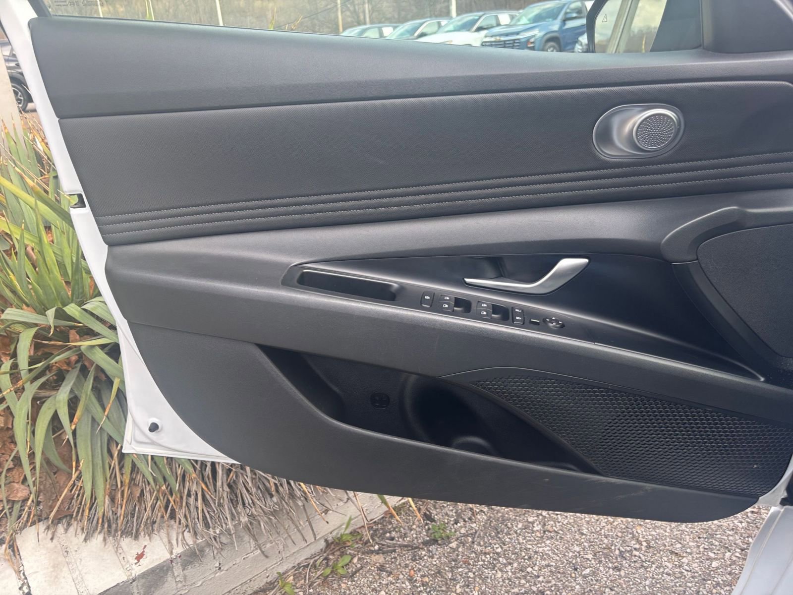 Thumbnail: 2025 Hyundai Elantra - 18