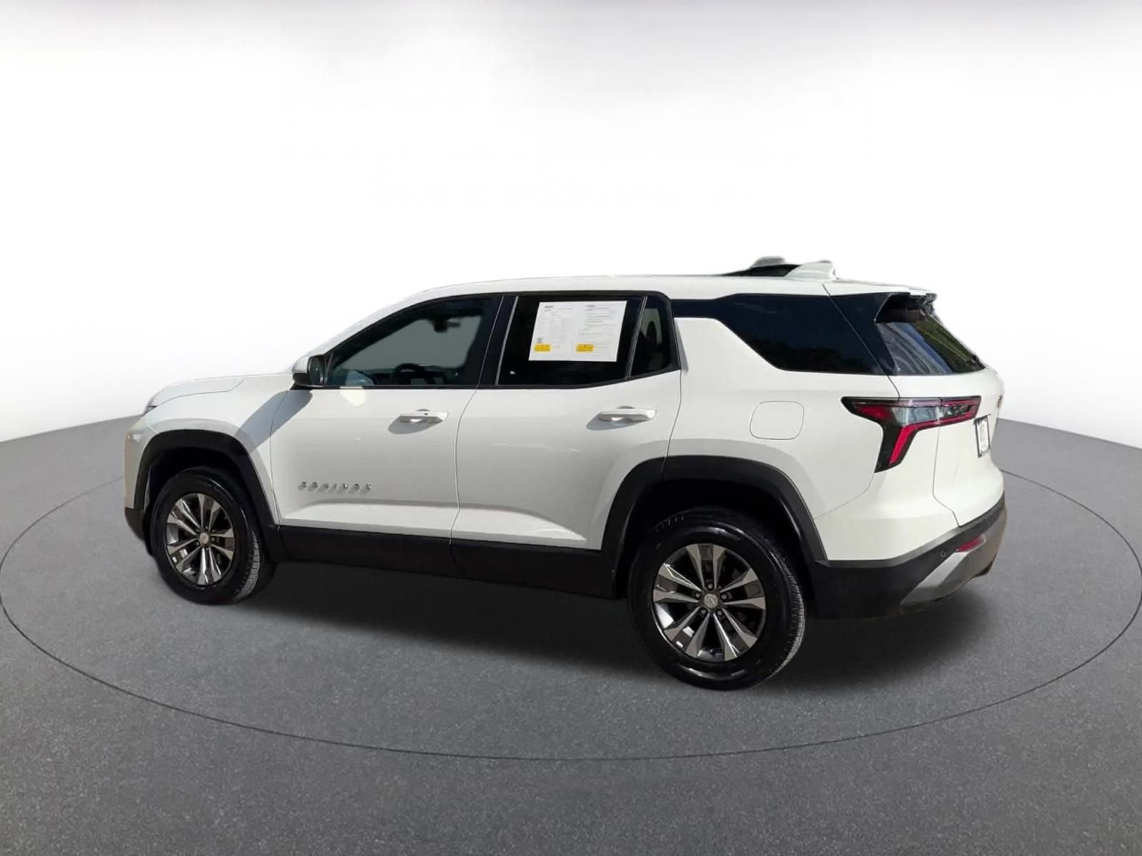 Thumbnail: 2025 Chevrolet Equinox - 10