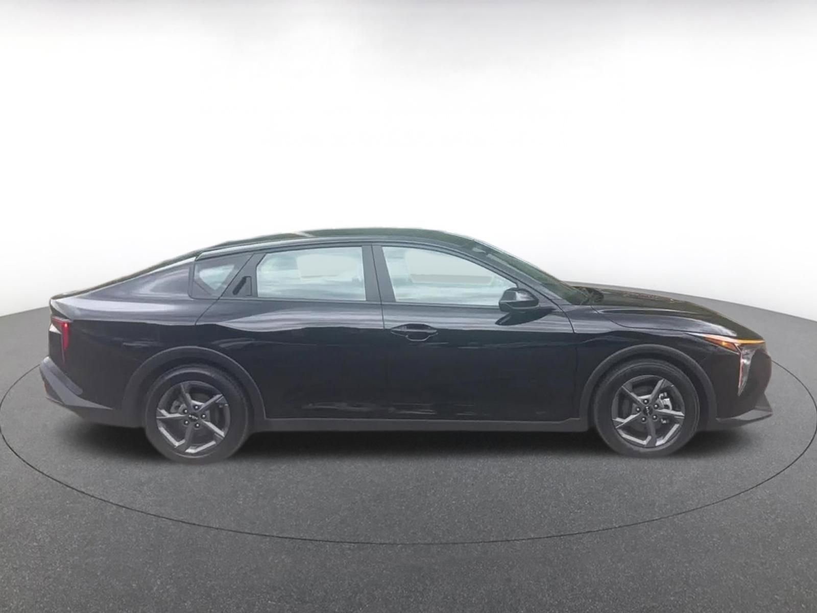 Thumbnail: 2025 Kia K4 - 16