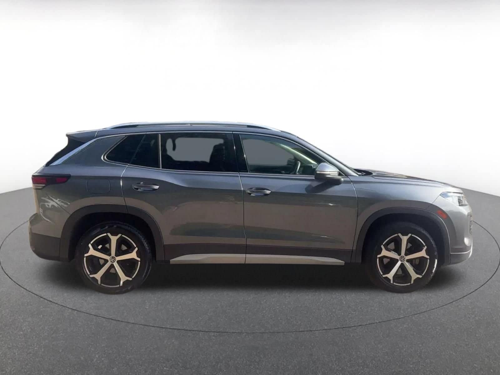 Thumbnail: 2026 Volkswagen Tiguan - 15