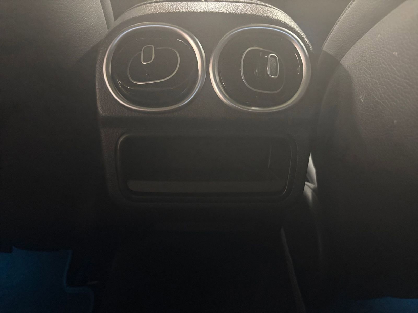 Thumbnail: 2024 Mercedes-Benz C-Class - 25