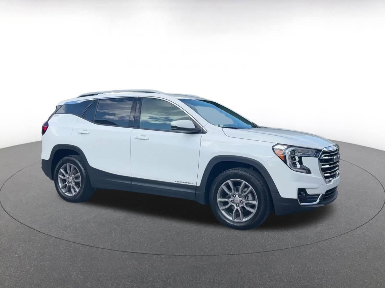Thumbnail: 2024 GMC Terrain - 2