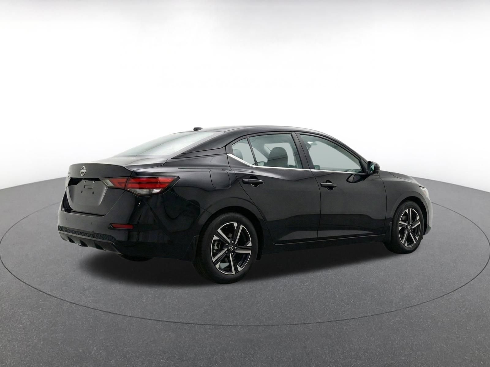 Thumbnail: 2025 Nissan Sentra - 9