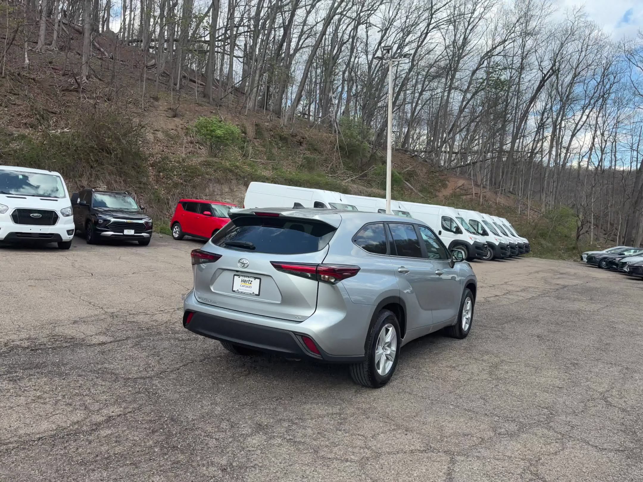 Thumbnail: 2025 Toyota Highlander - 12