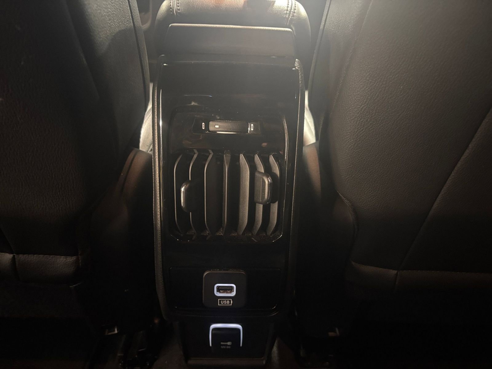 Thumbnail: 2025 Jeep Compass - 23