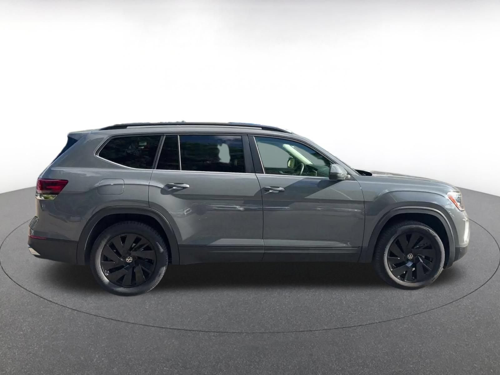 Thumbnail: 2026 Volkswagen Atlas - 13