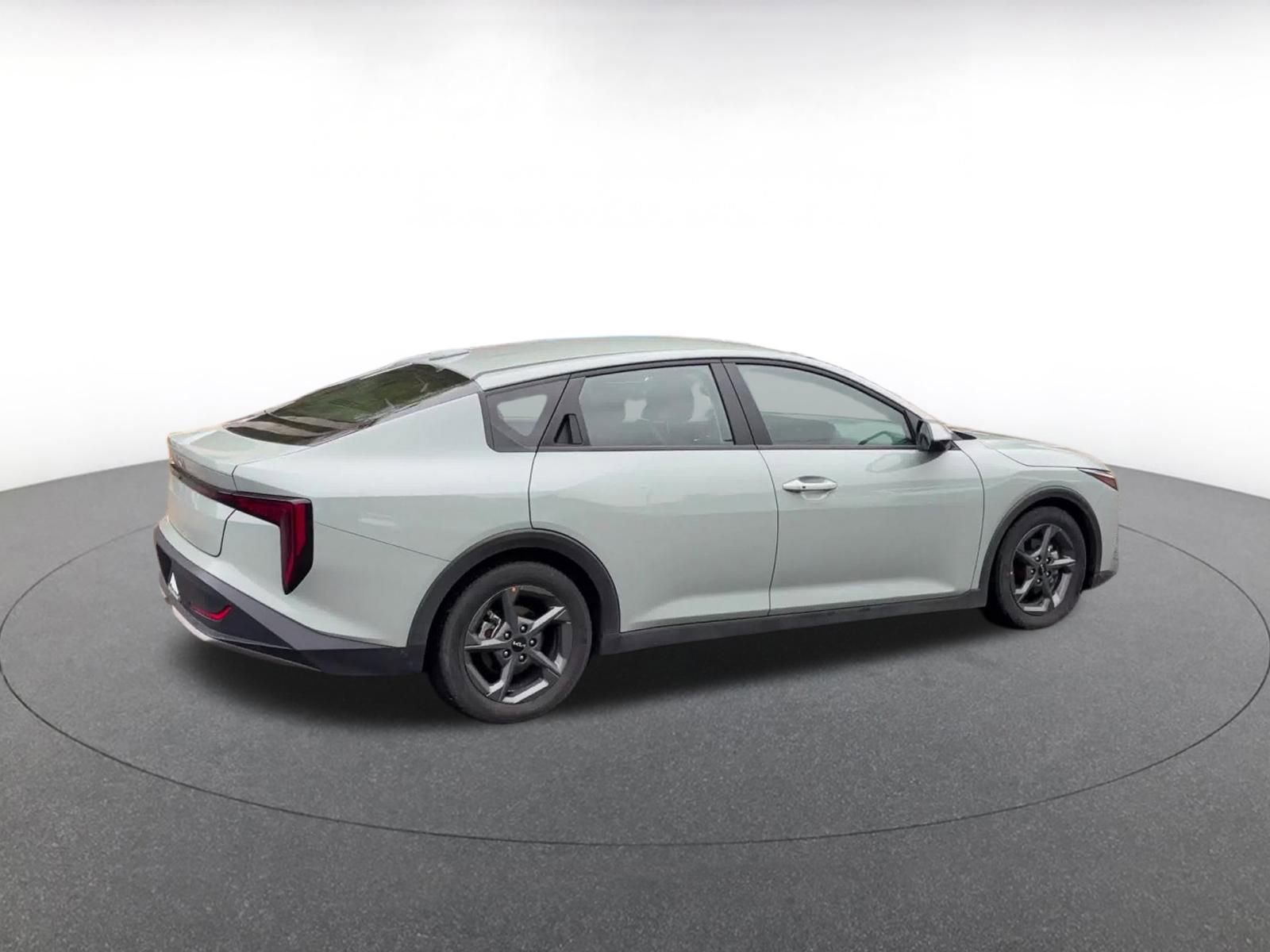 Thumbnail: 2025 Kia K4 - 14