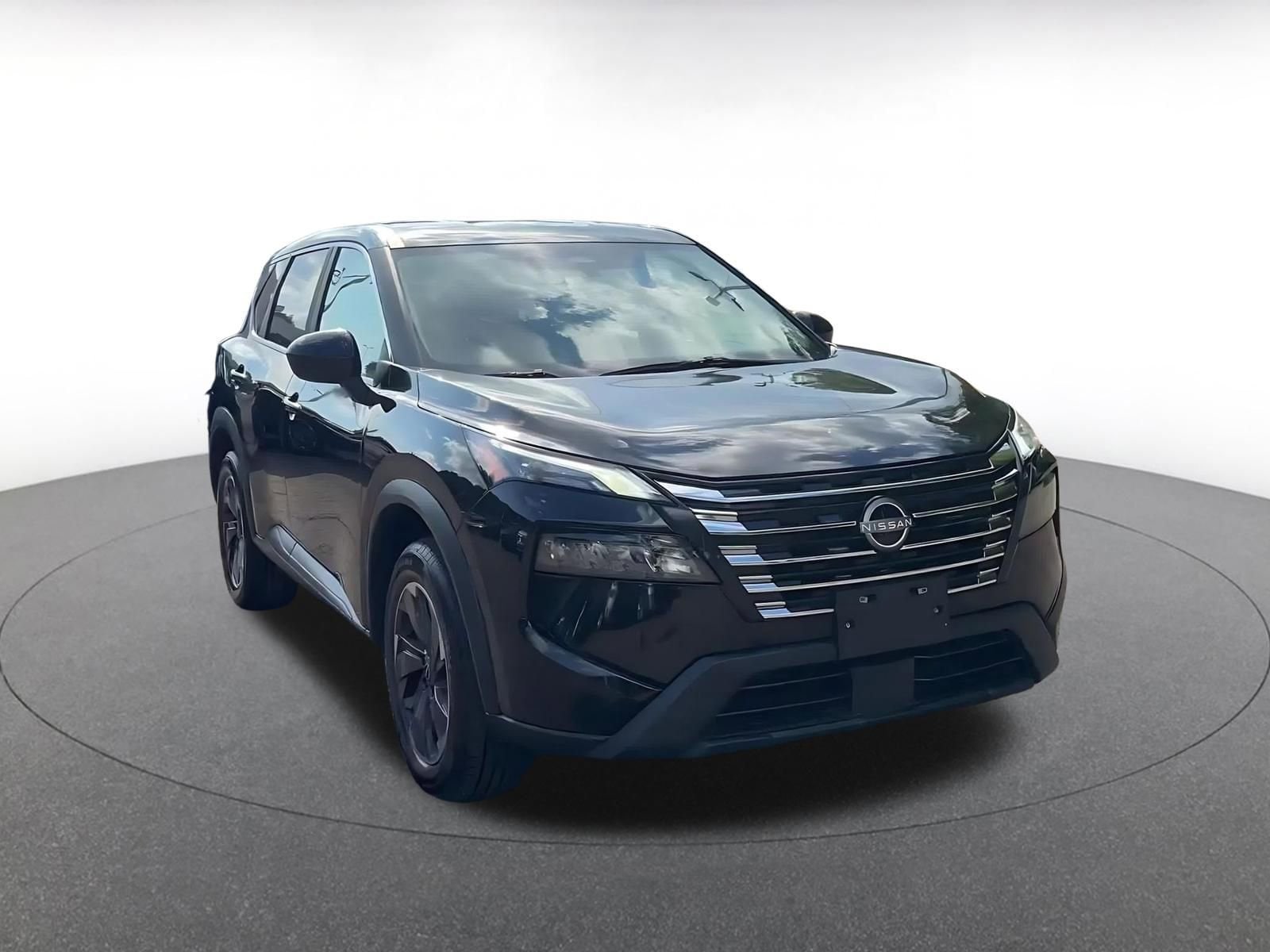 Thumbnail: 2025 Nissan Rogue - 3